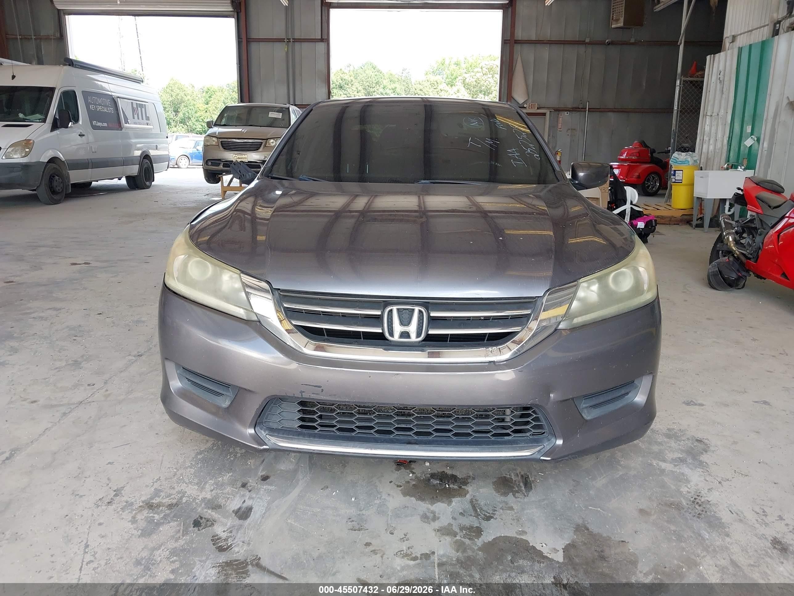 2013 Honda Accord Lx Gray vin: 1HGCR2F39DA252525