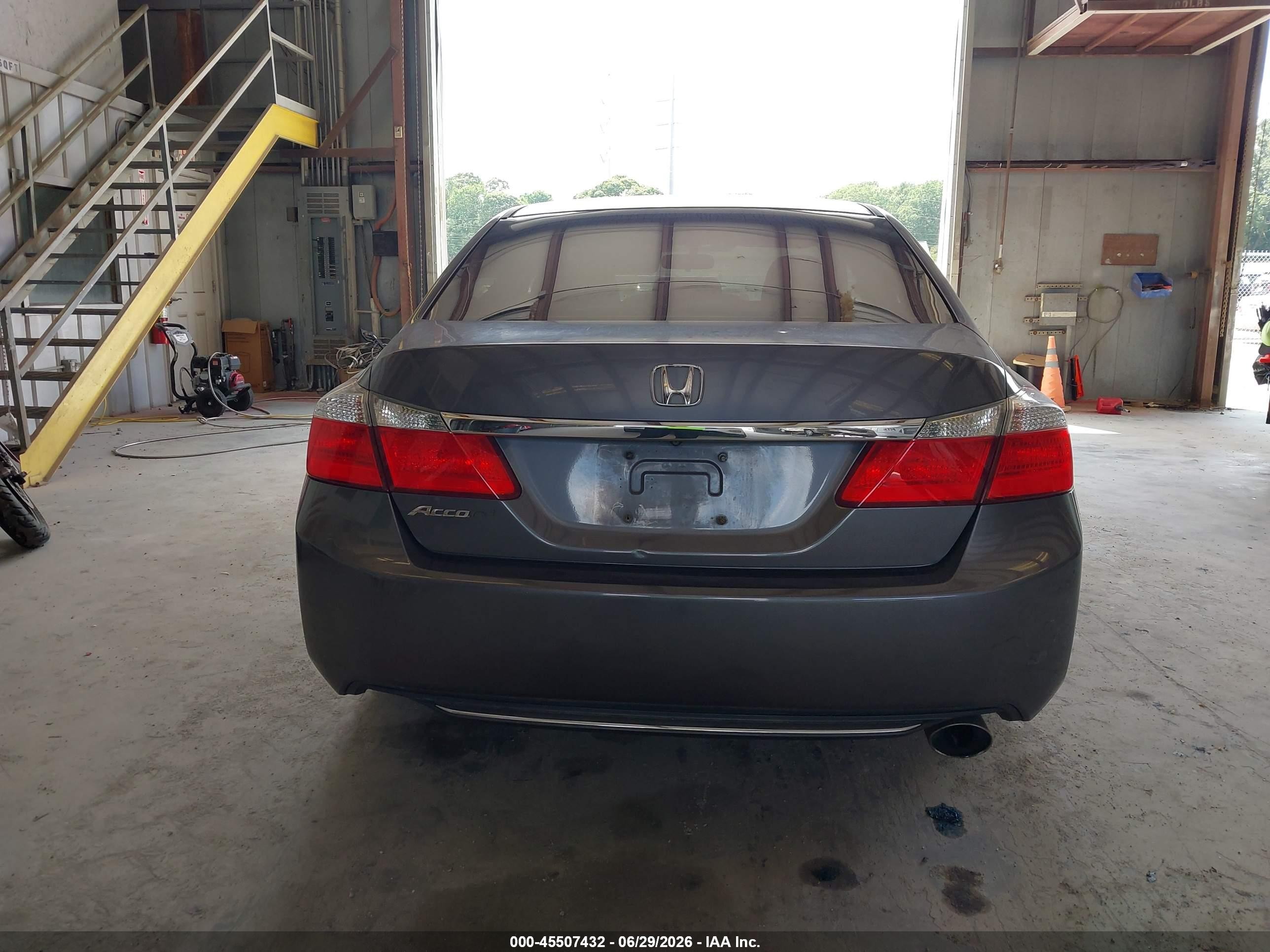 2013 Honda Accord Lx Gray vin: 1HGCR2F39DA252525