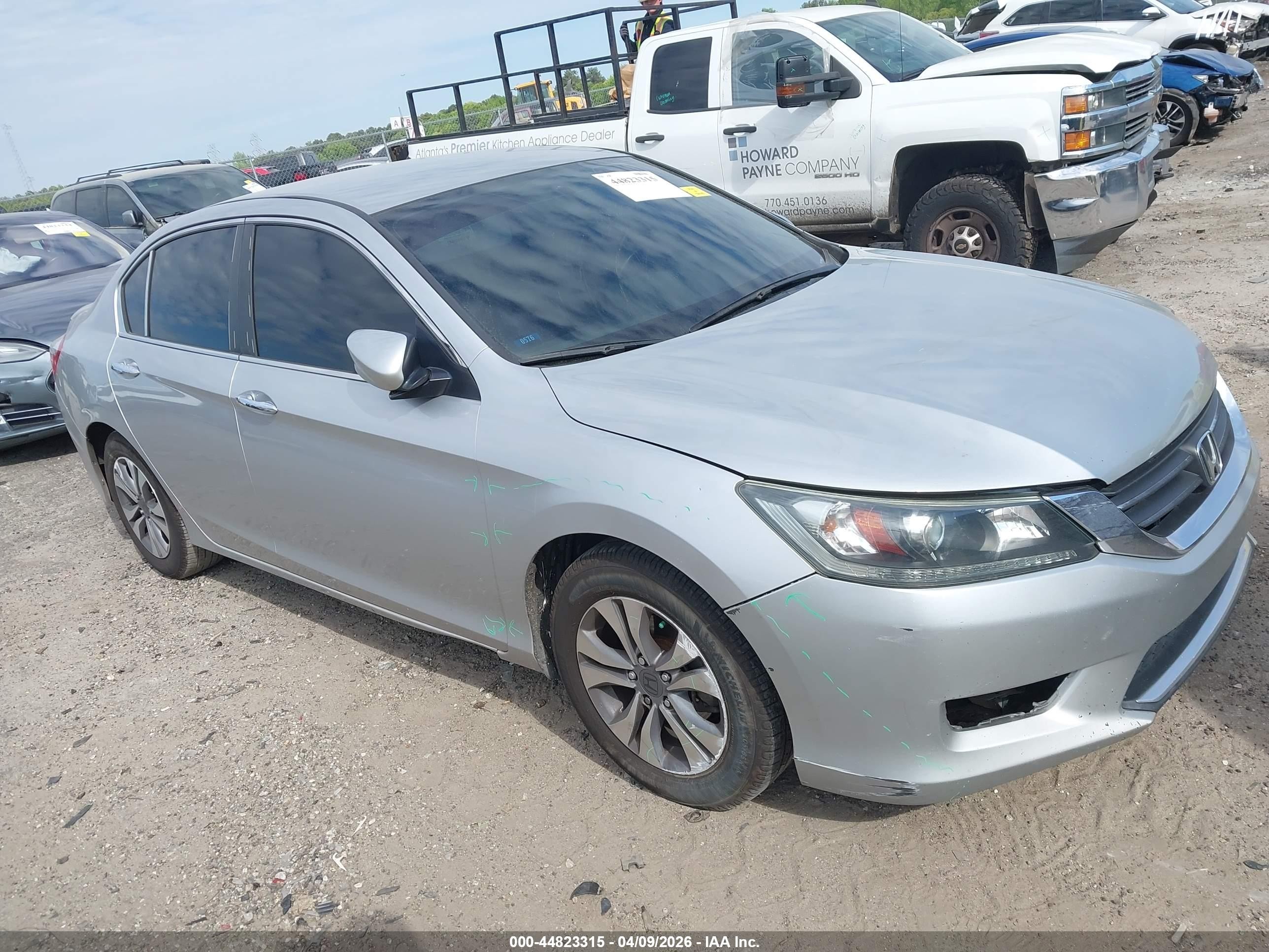 1HGCR2F39DA253903