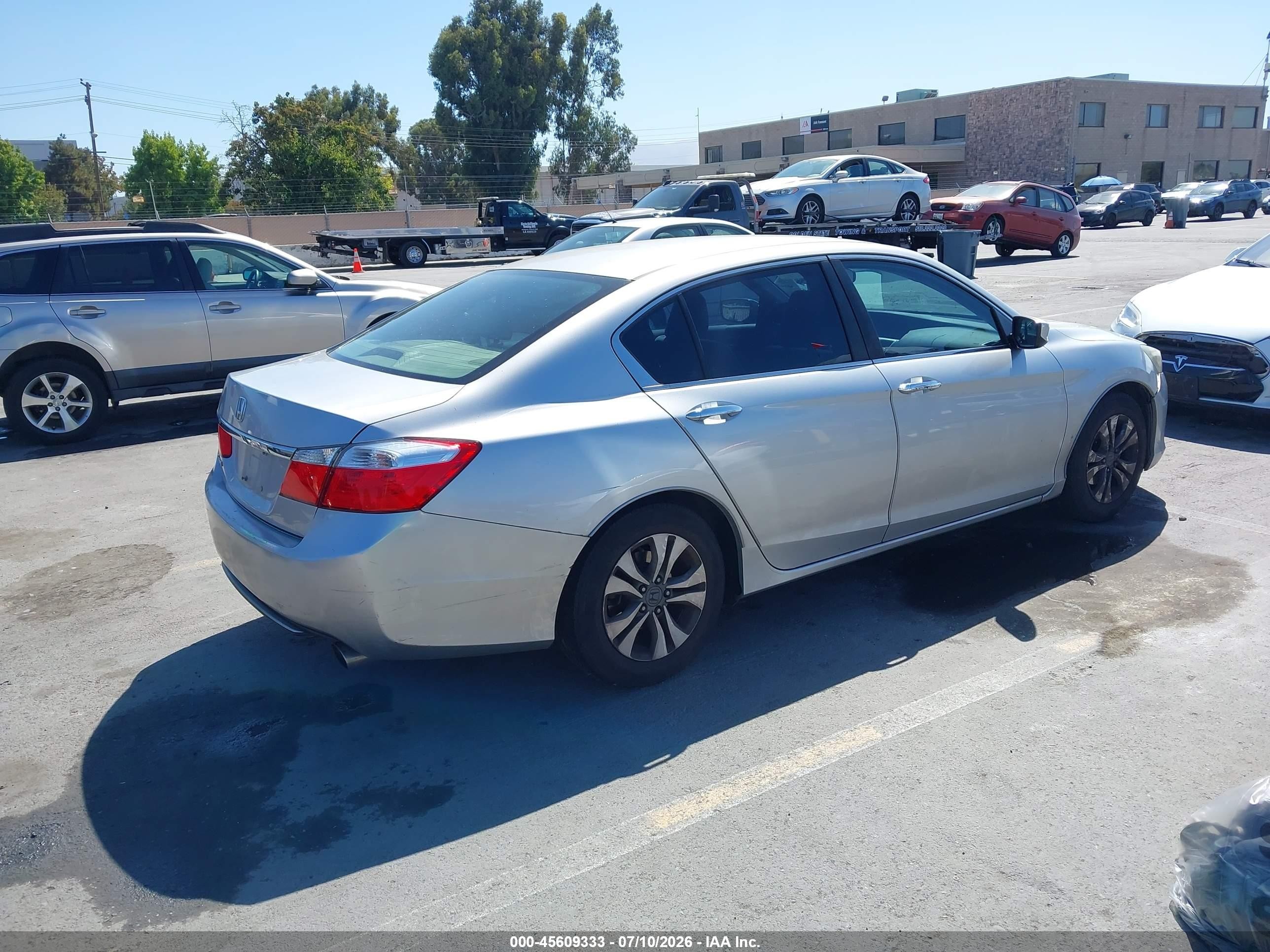 2013 Honda Accord Lx Silver vin: 1HGCR2F39DA271107