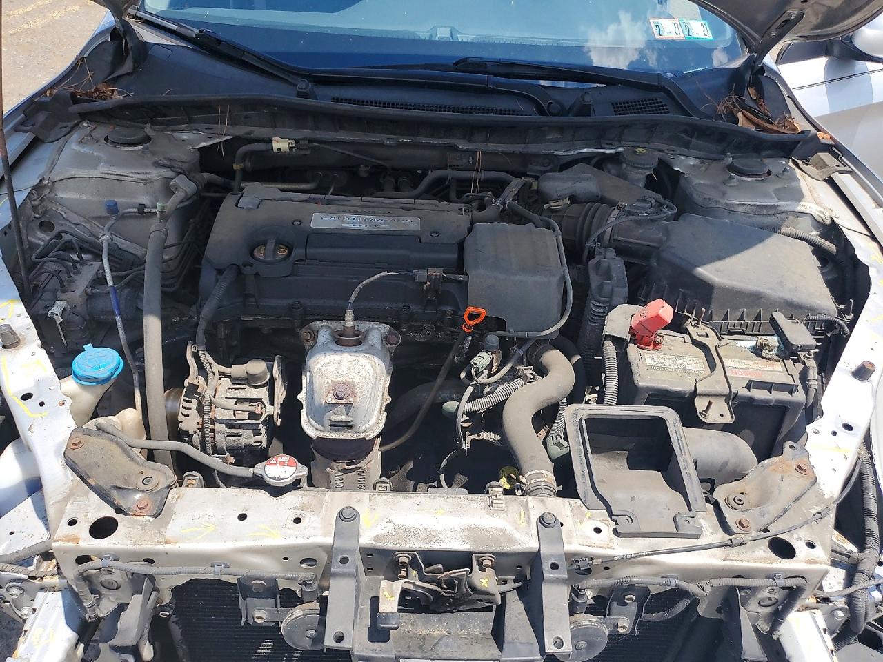 2014 Honda Accord Lx Silver vin: 1HGCR2F39EA046591