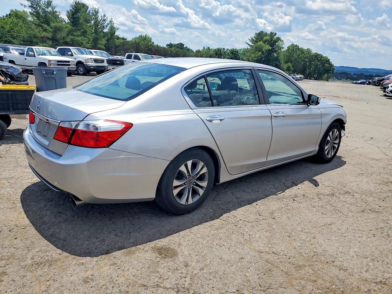 2014 Honda Accord Lx Silver vin: 1HGCR2F39EA046591