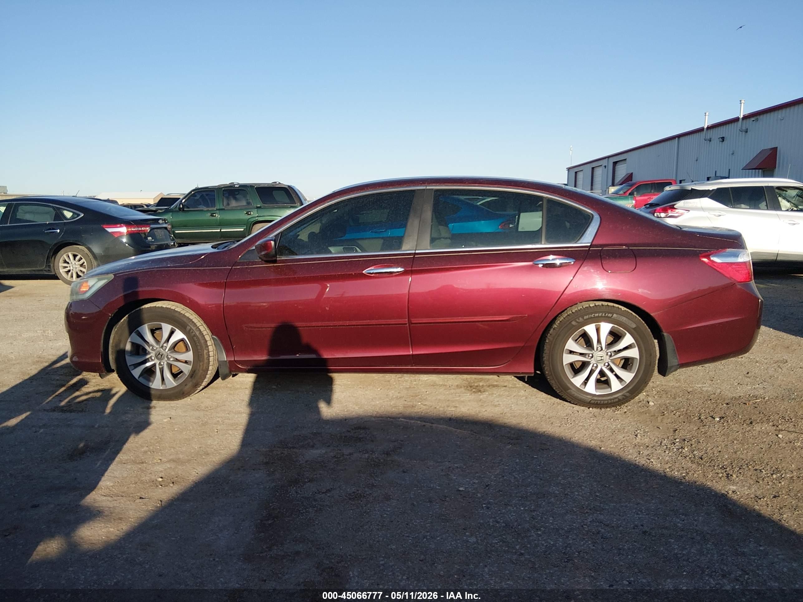 2015 Honda Accord Lx Maroon vin: 1HGCR2F39FA016265