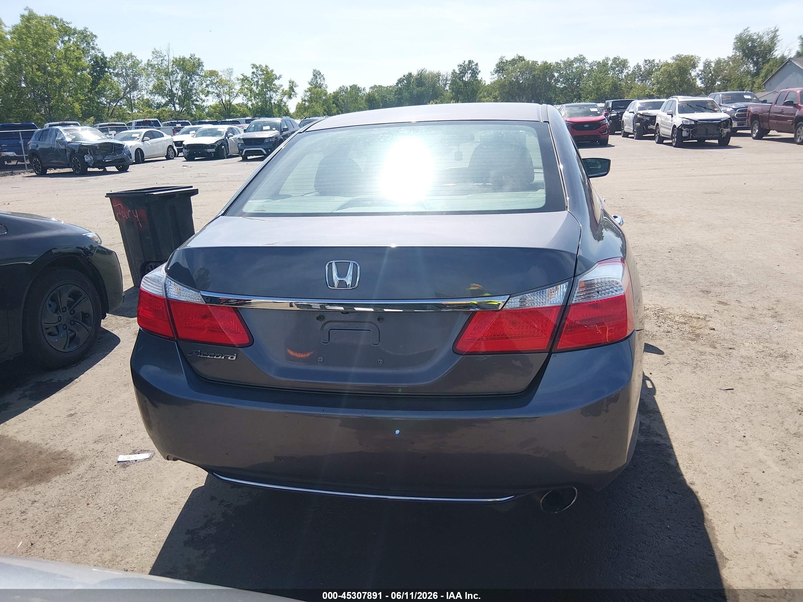 2015 Honda Accord Lx Серый vin: 1HGCR2F39FA026844