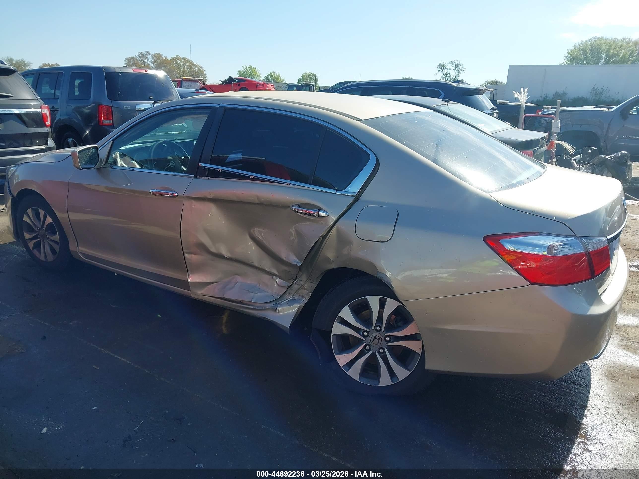 2015 Honda Accord Lx Бежевый vin: 1HGCR2F39FA029923