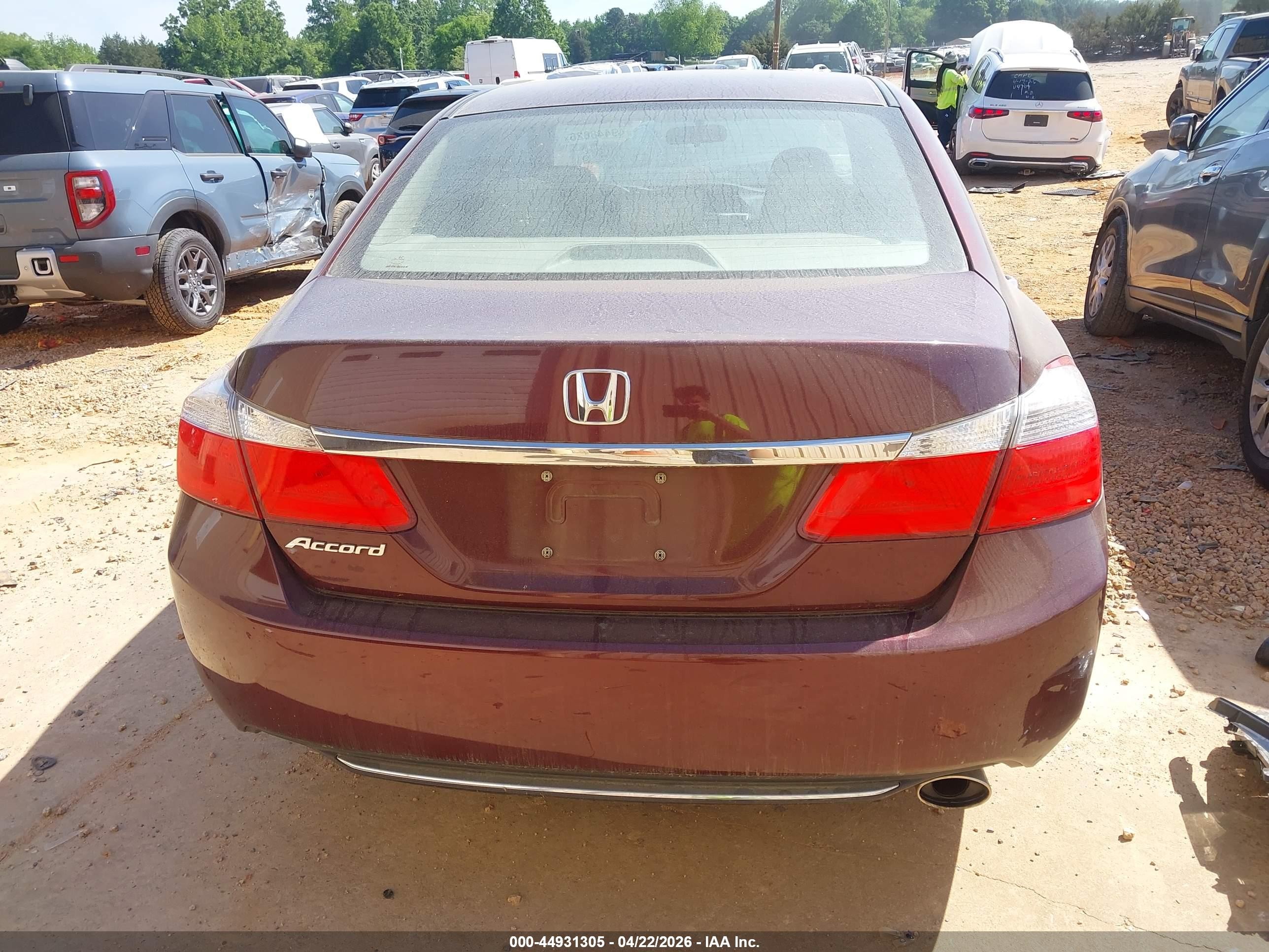 2015 Honda Accord Lx Maroon vin: 1HGCR2F39FA052280