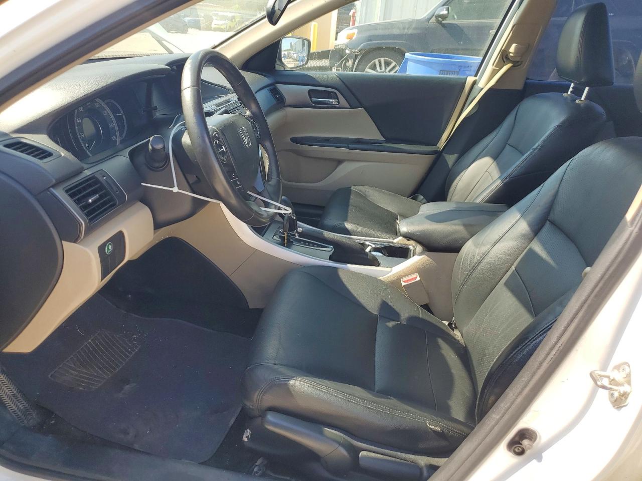 2015 Honda Accord Lx White vin: 1HGCR2F39FA088096