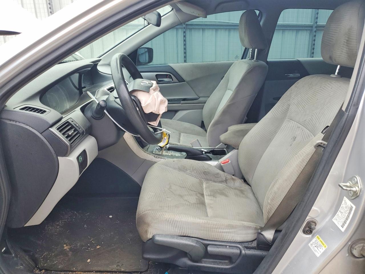 2015 Honda Accord Lx Серебряный vin: 1HGCR2F39FA127768