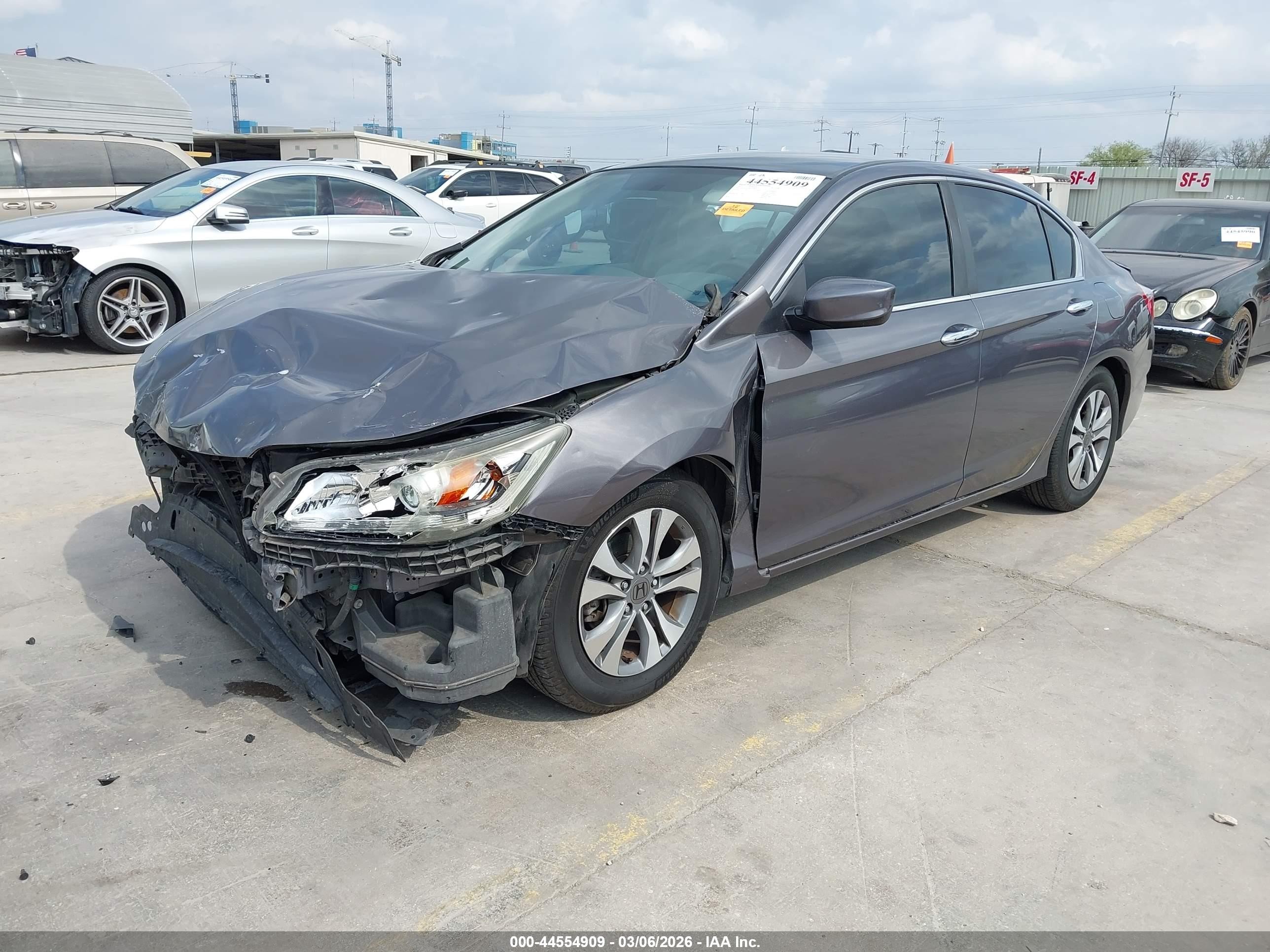 2015 Honda Accord Lx Gray vin: 1HGCR2F39FA141850