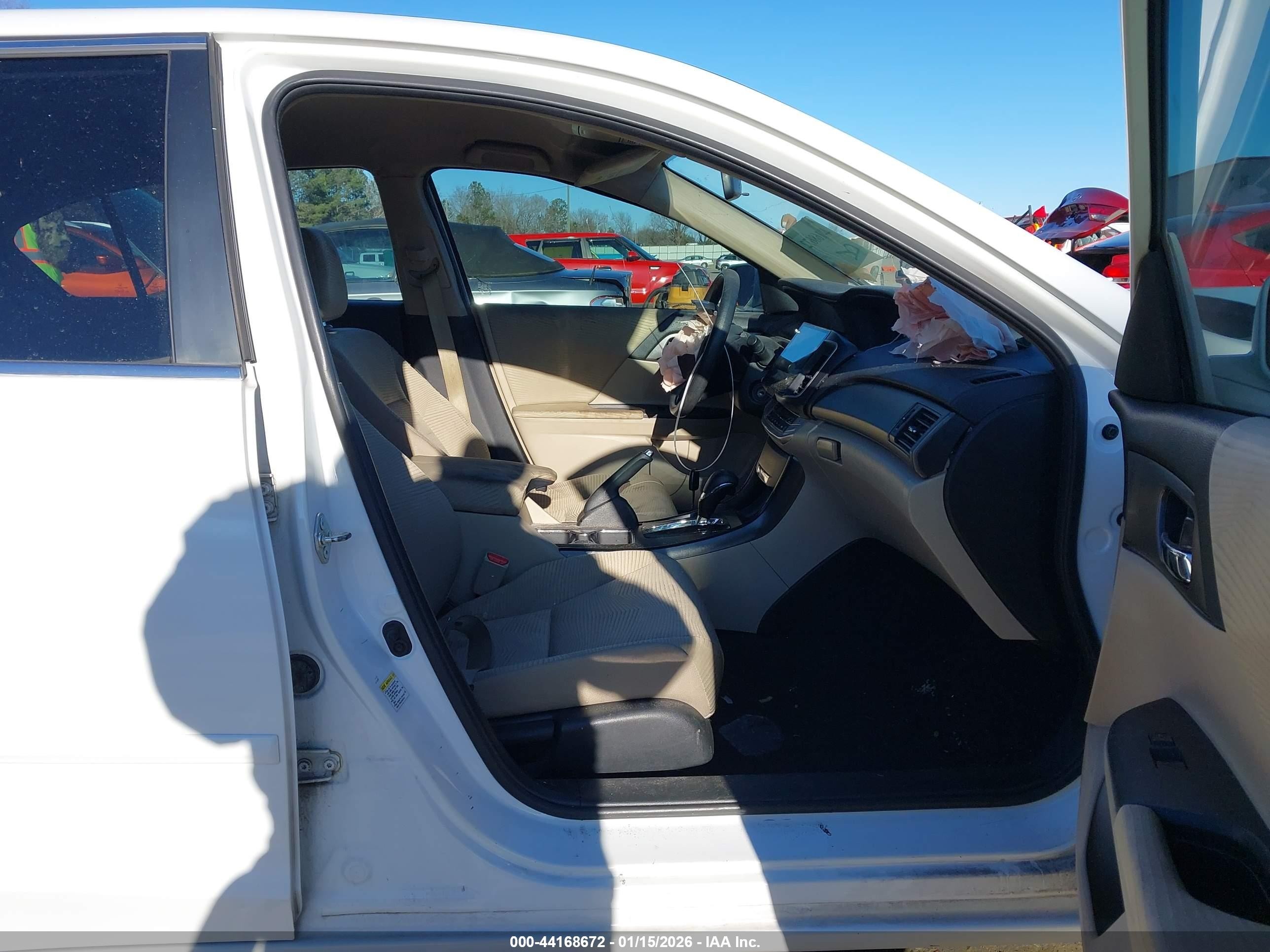 2015 Honda Accord Lx Белый vin: 1HGCR2F39FA167302