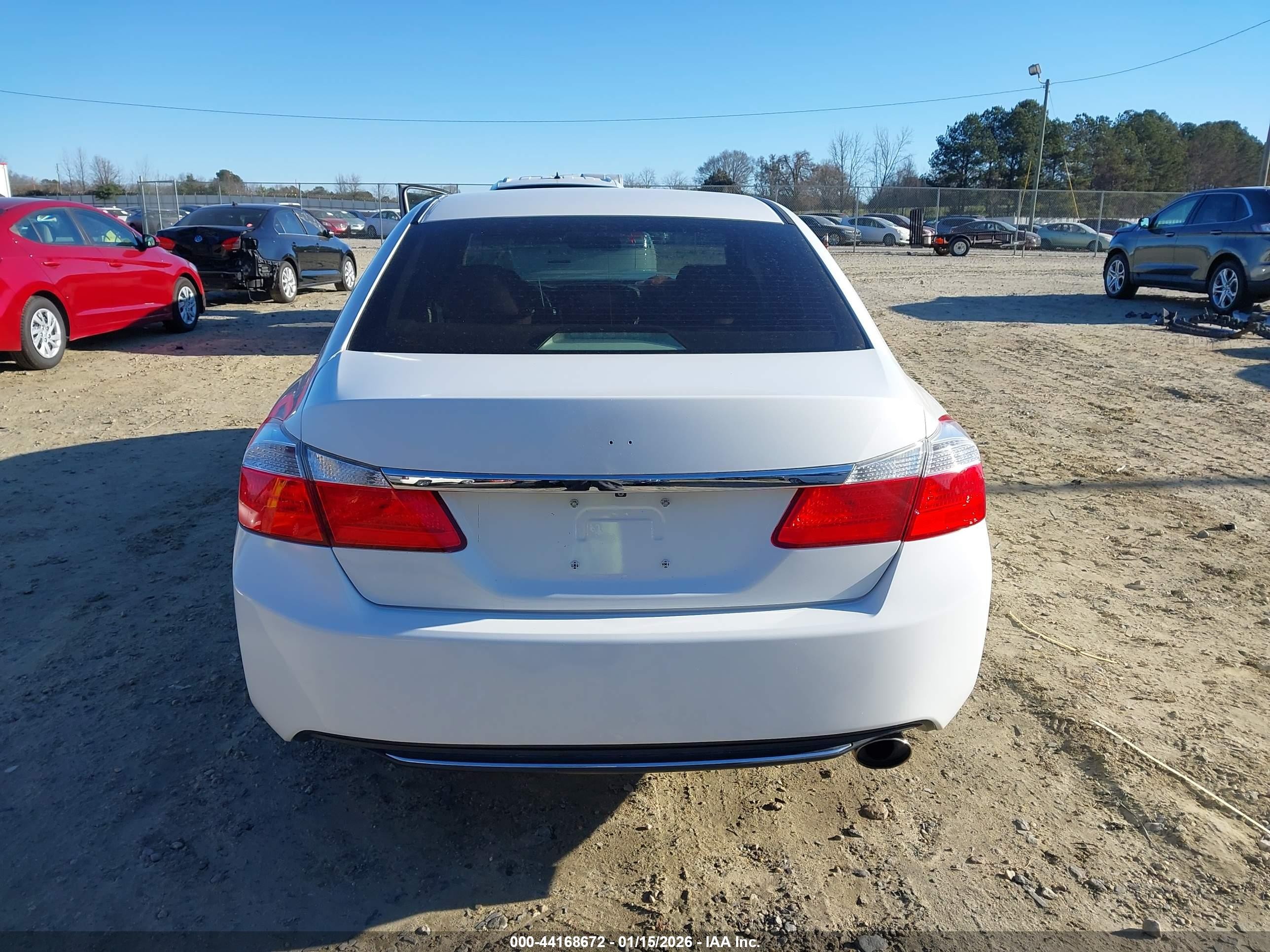 2015 Honda Accord Lx Белый vin: 1HGCR2F39FA167302