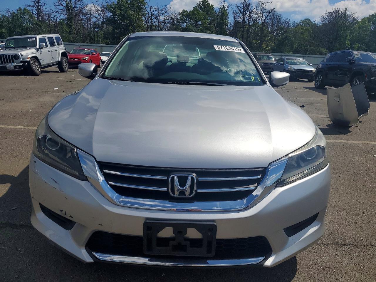 2015 Honda Accord Lx Silver vin: 1HGCR2F39FA177781