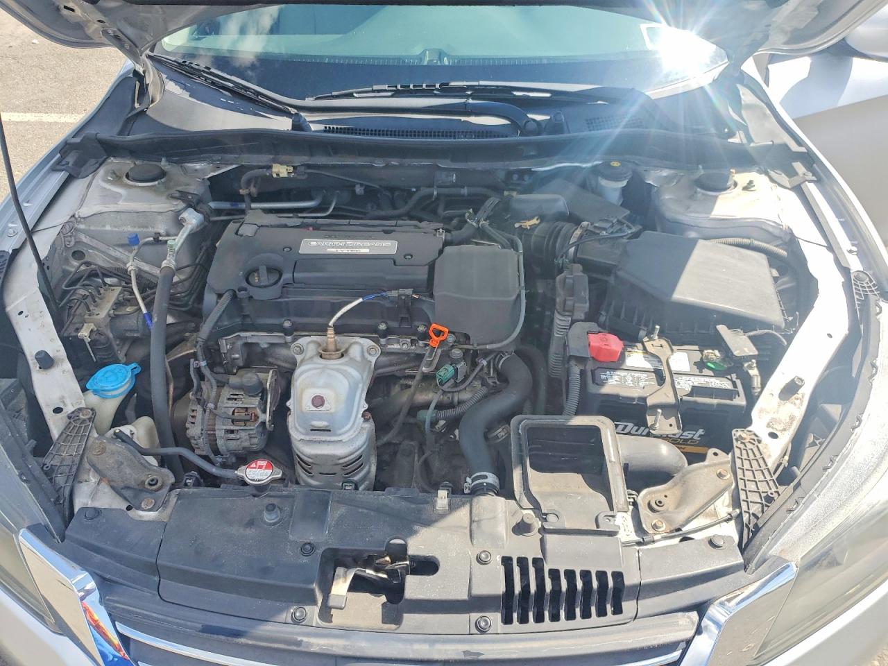 2015 Honda Accord Lx Silver vin: 1HGCR2F39FA177781