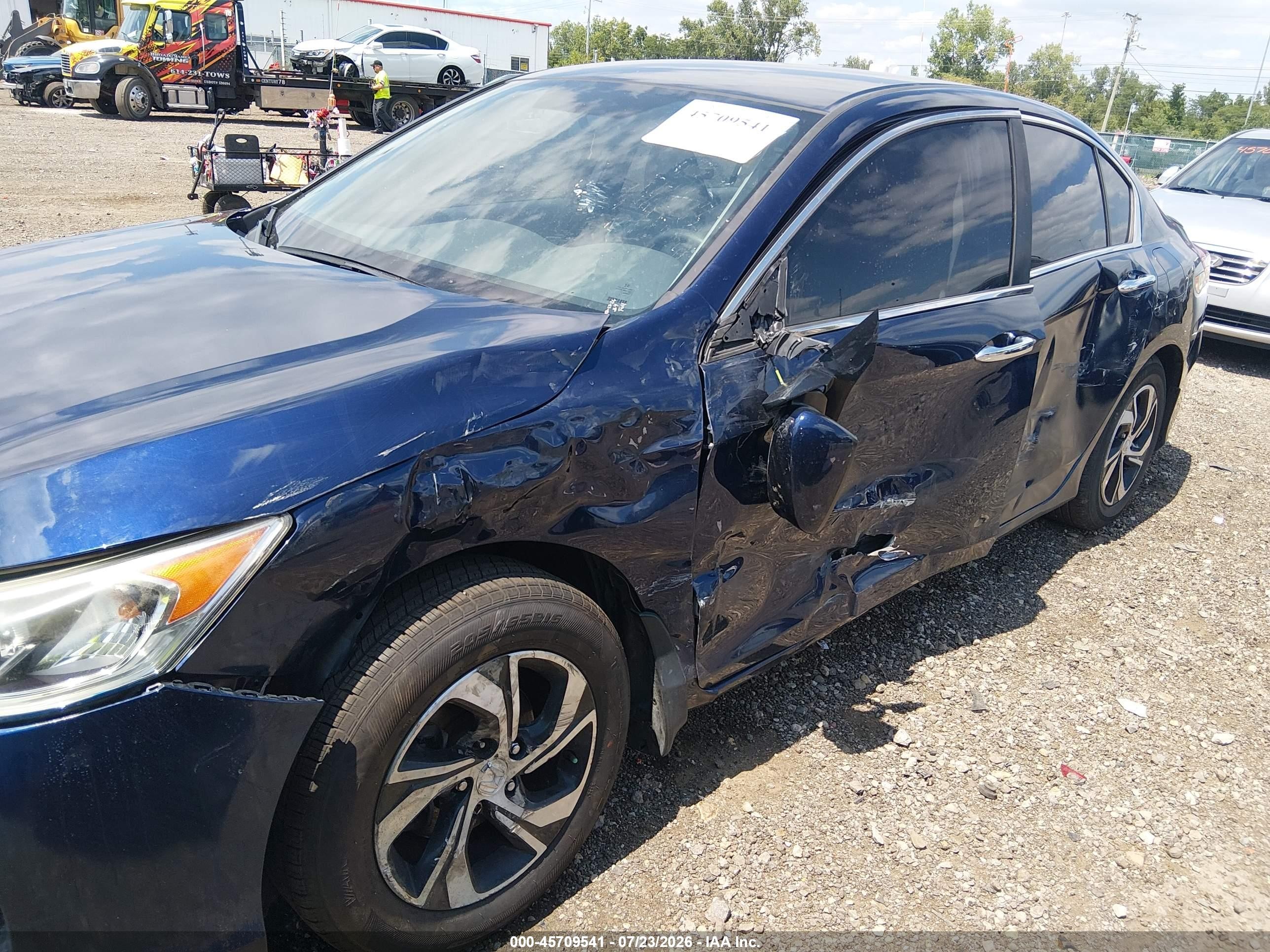 2017 Honda Accord Lx Blue vin: 1HGCR2F39HA303222