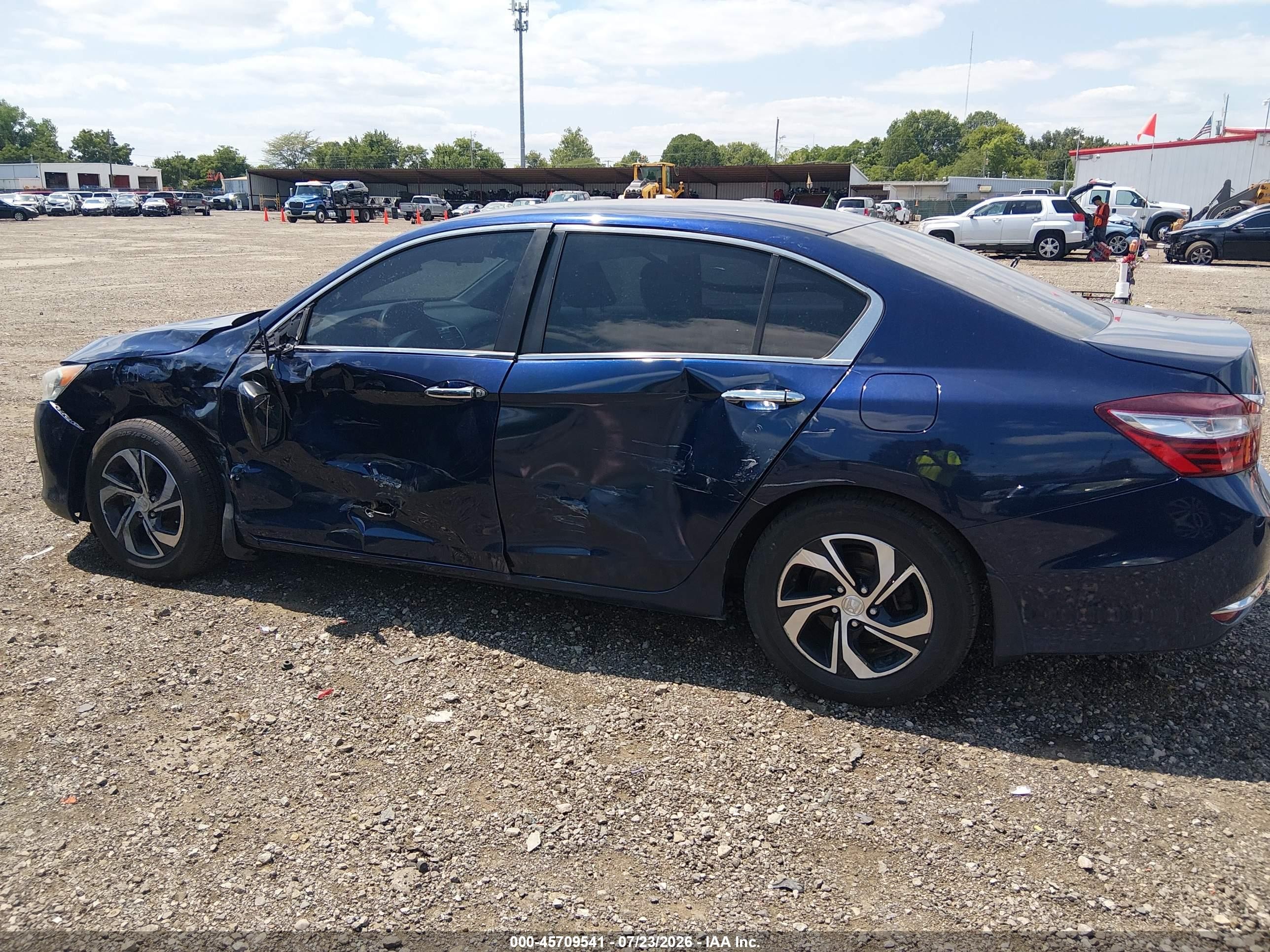 2017 Honda Accord Lx Blue vin: 1HGCR2F39HA303222