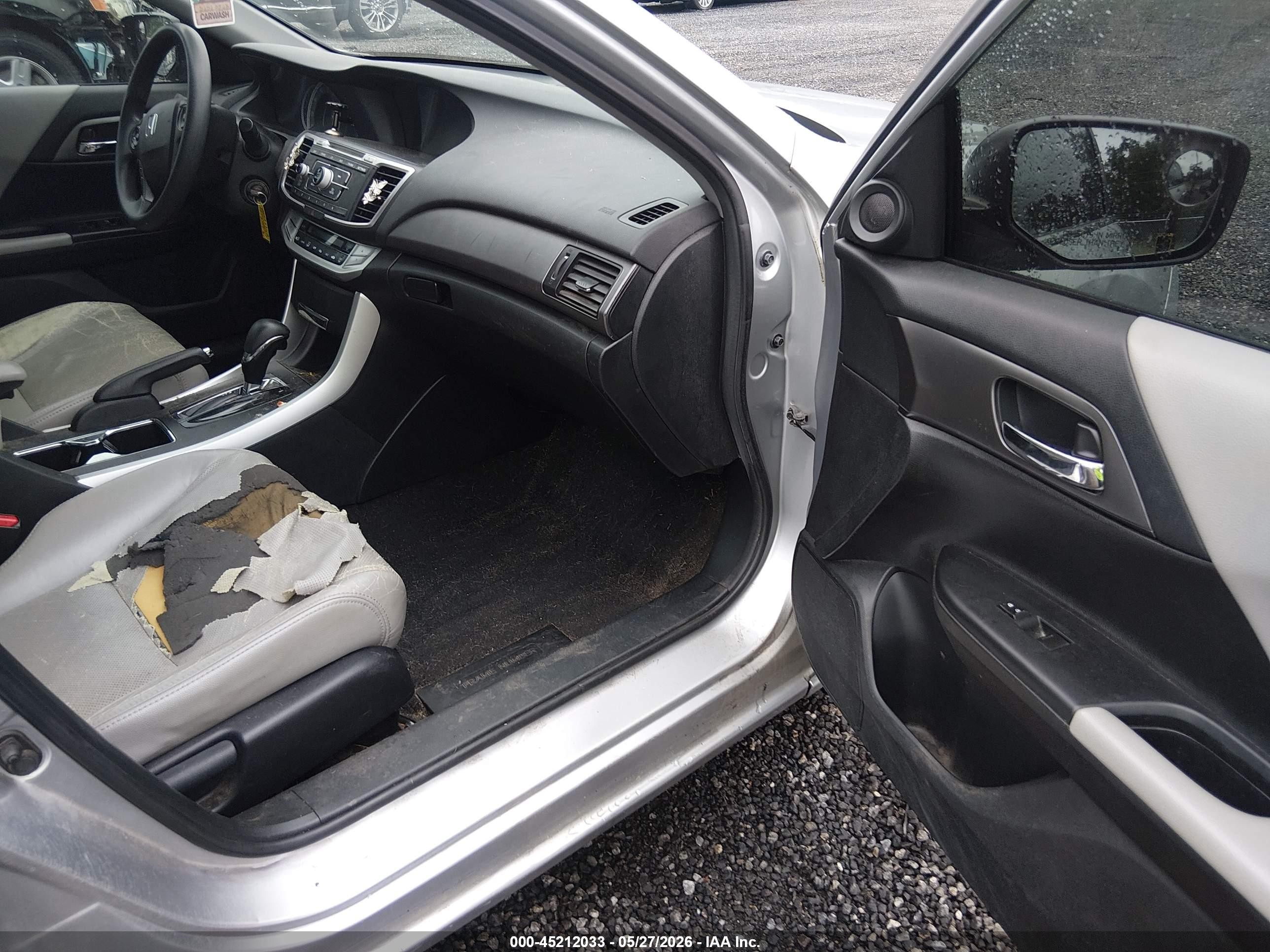 2013 Honda Accord Lx Silver vin: 1HGCR2F3XDA024503