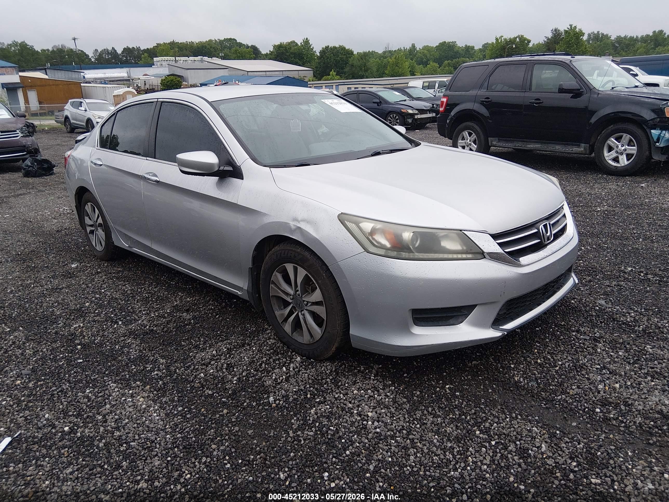 2013 Honda Accord Lx Silver vin: 1HGCR2F3XDA024503