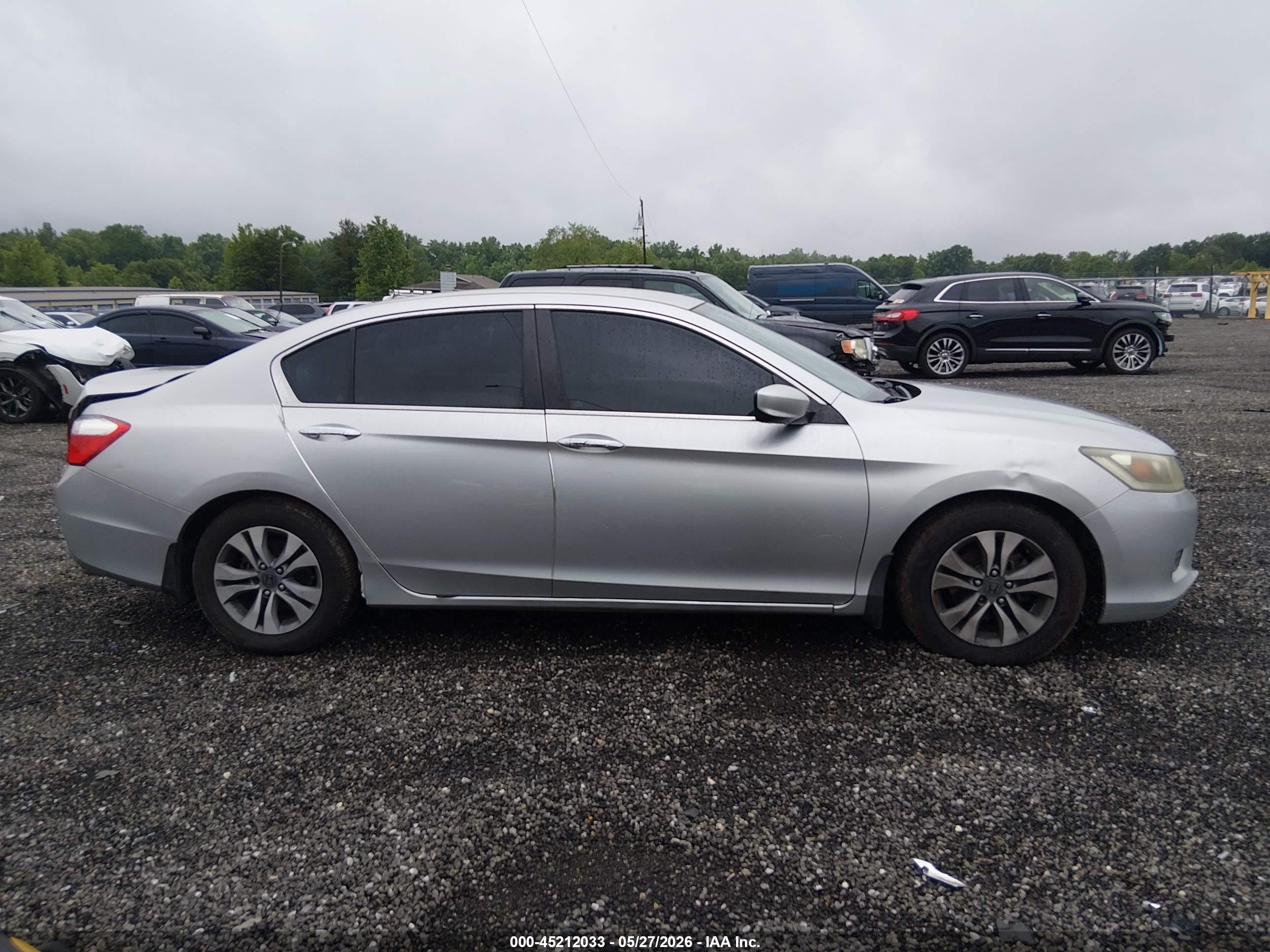 2013 Honda Accord Lx Silver vin: 1HGCR2F3XDA024503