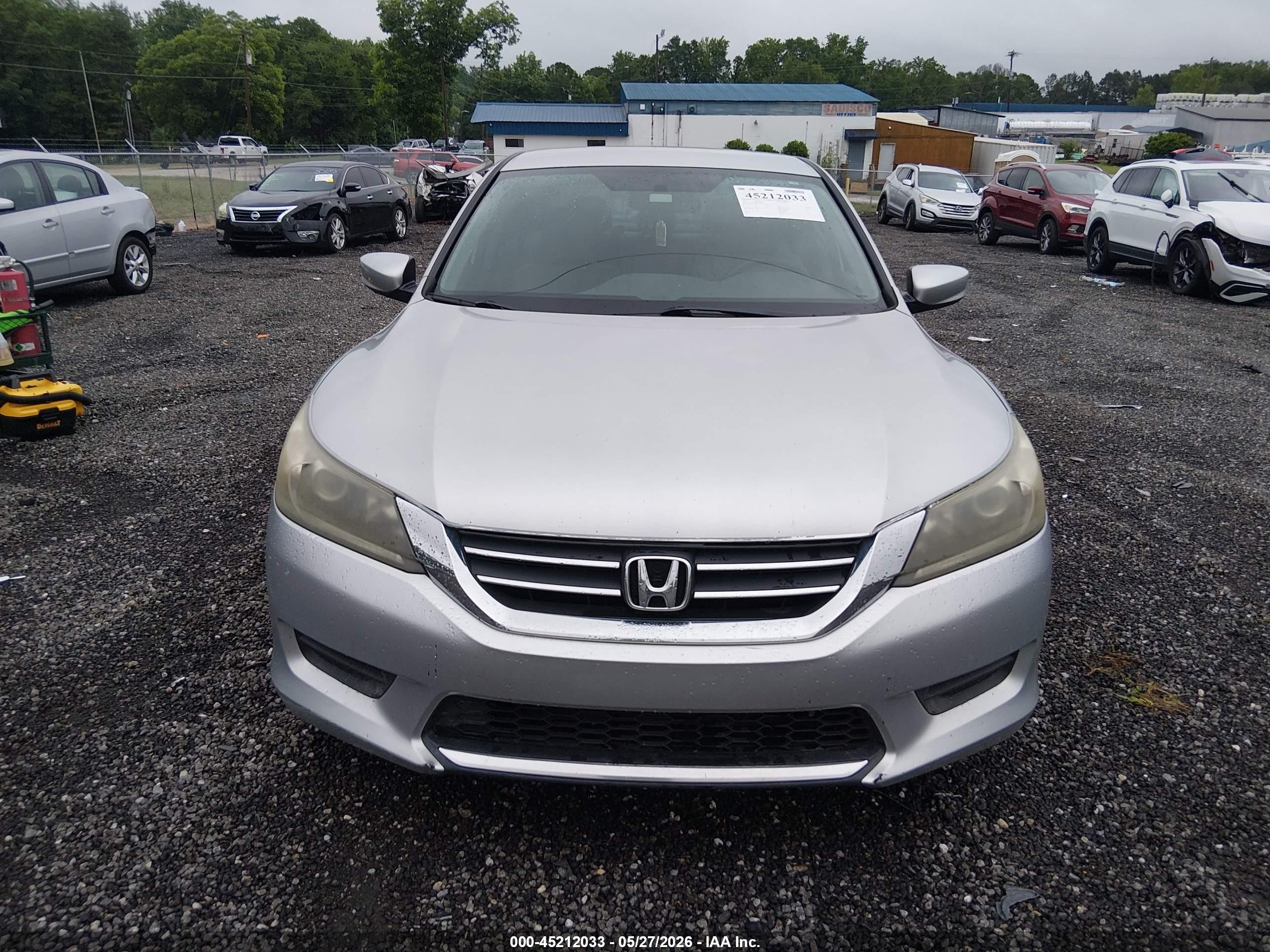 2013 Honda Accord Lx Silver vin: 1HGCR2F3XDA024503