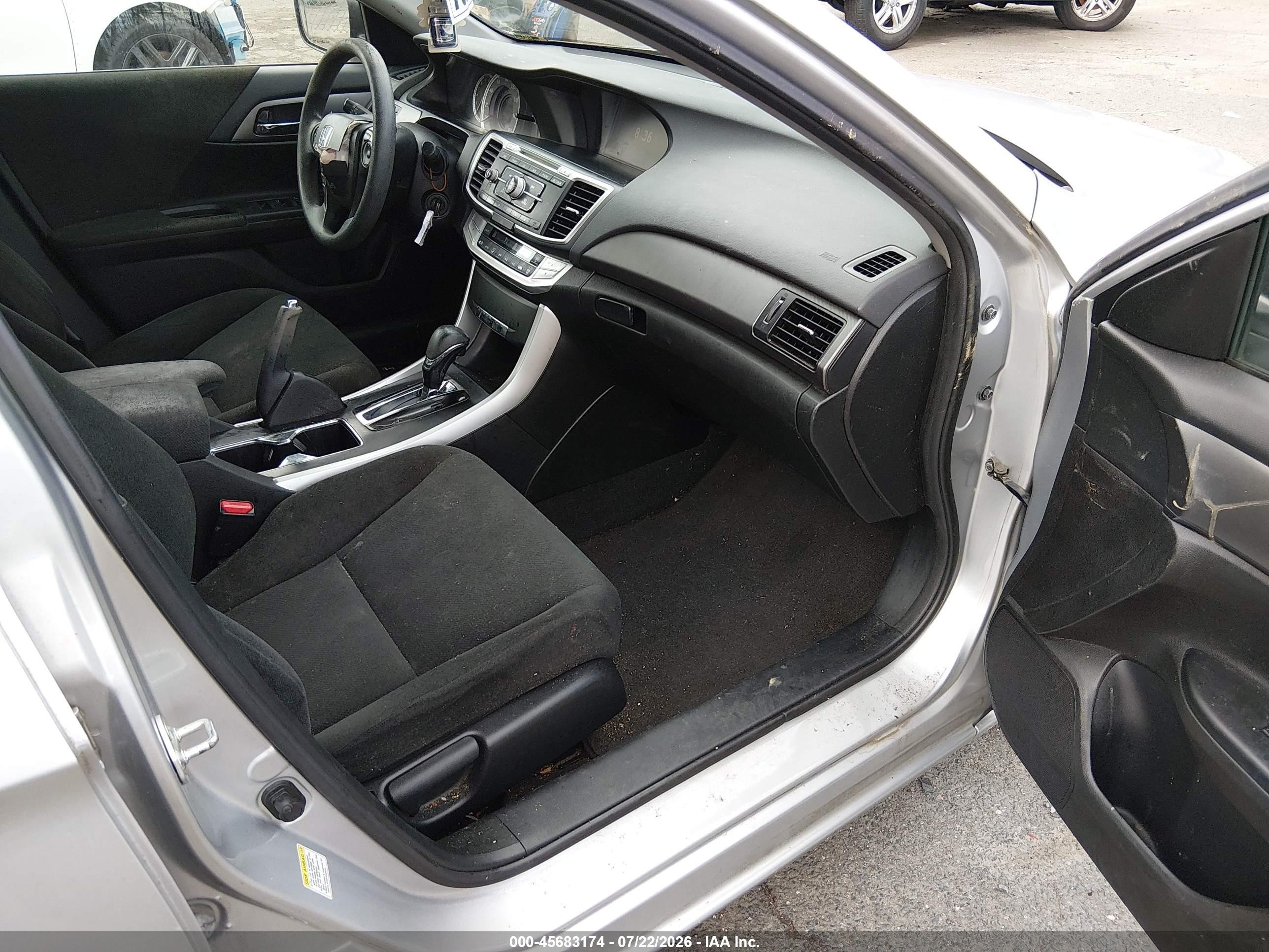 2013 Honda Accord Lx Silver vin: 1HGCR2F3XDA140168