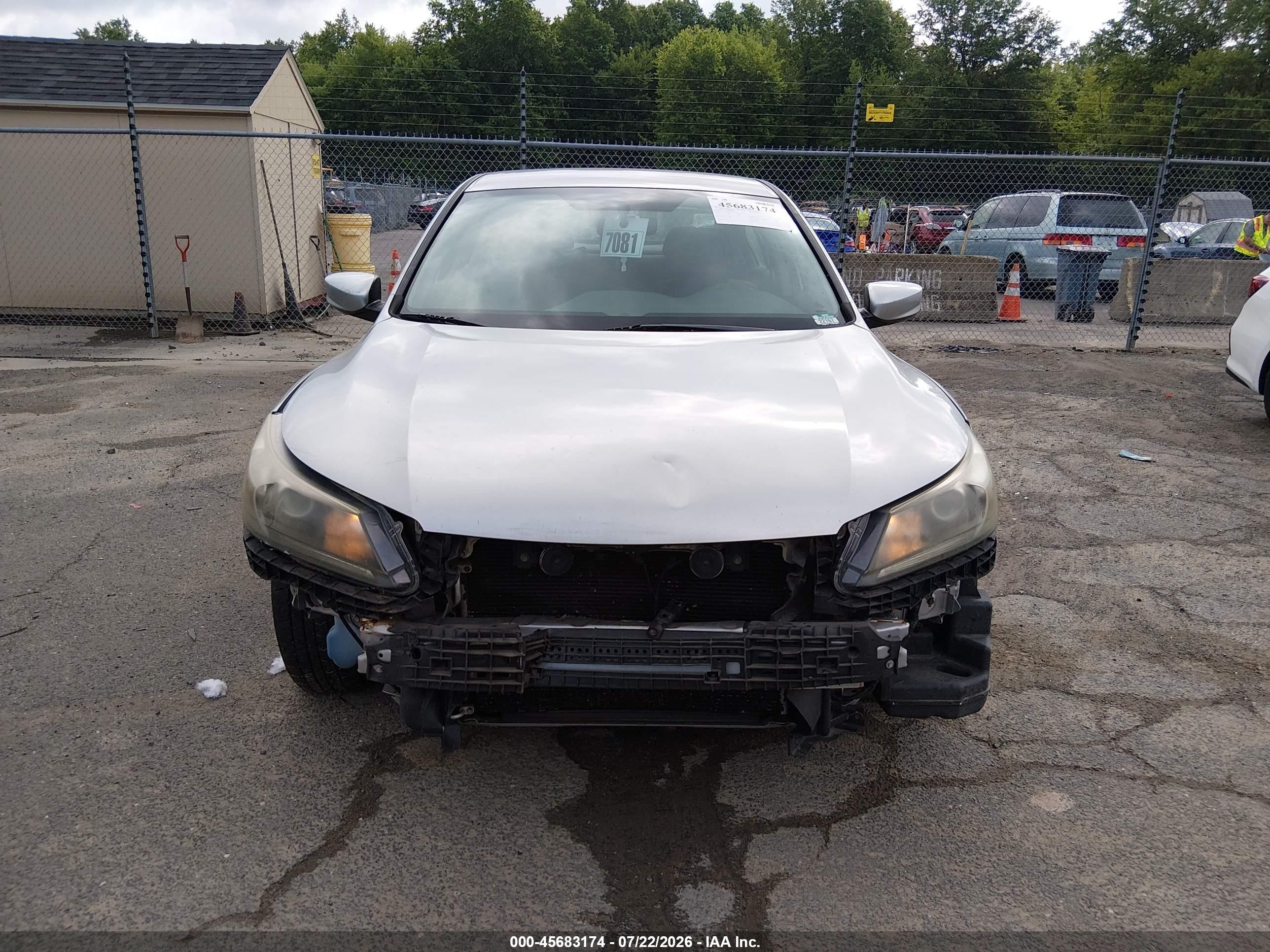 2013 Honda Accord Lx Silver vin: 1HGCR2F3XDA140168