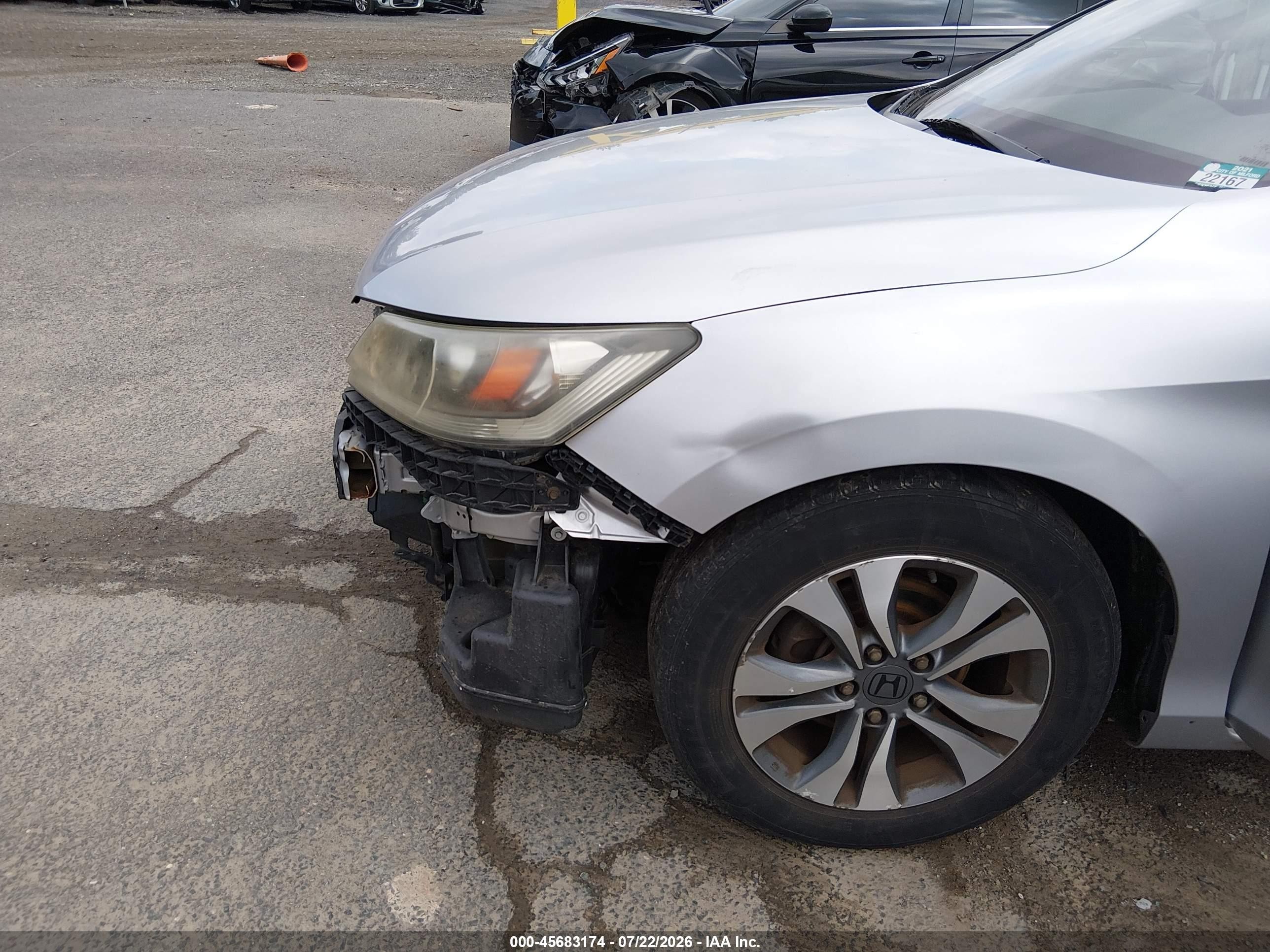 2013 Honda Accord Lx Silver vin: 1HGCR2F3XDA140168