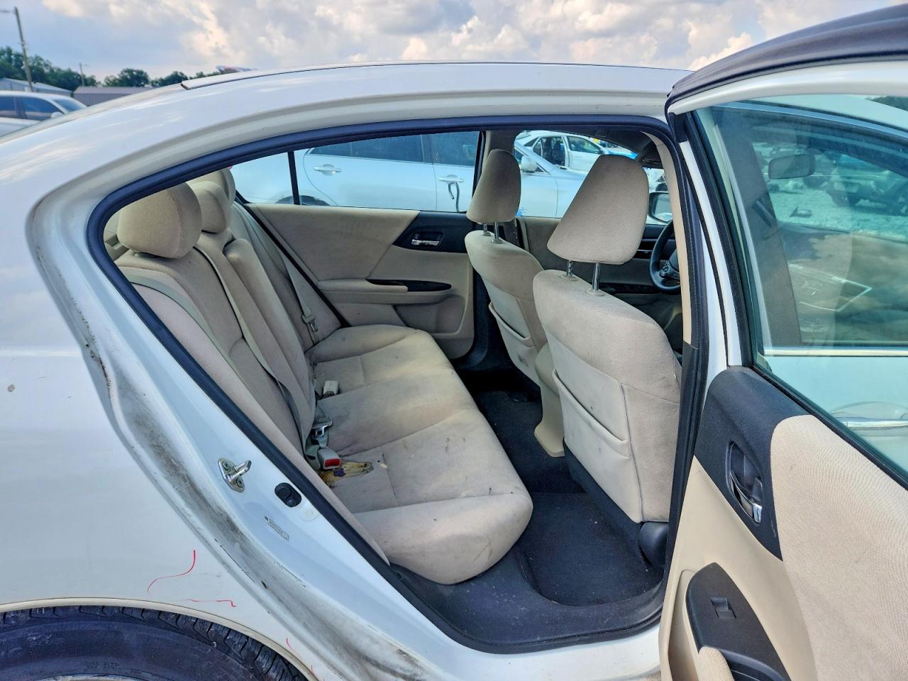 2013 Honda Accord Lx White vin: 1HGCR2F3XDA217332