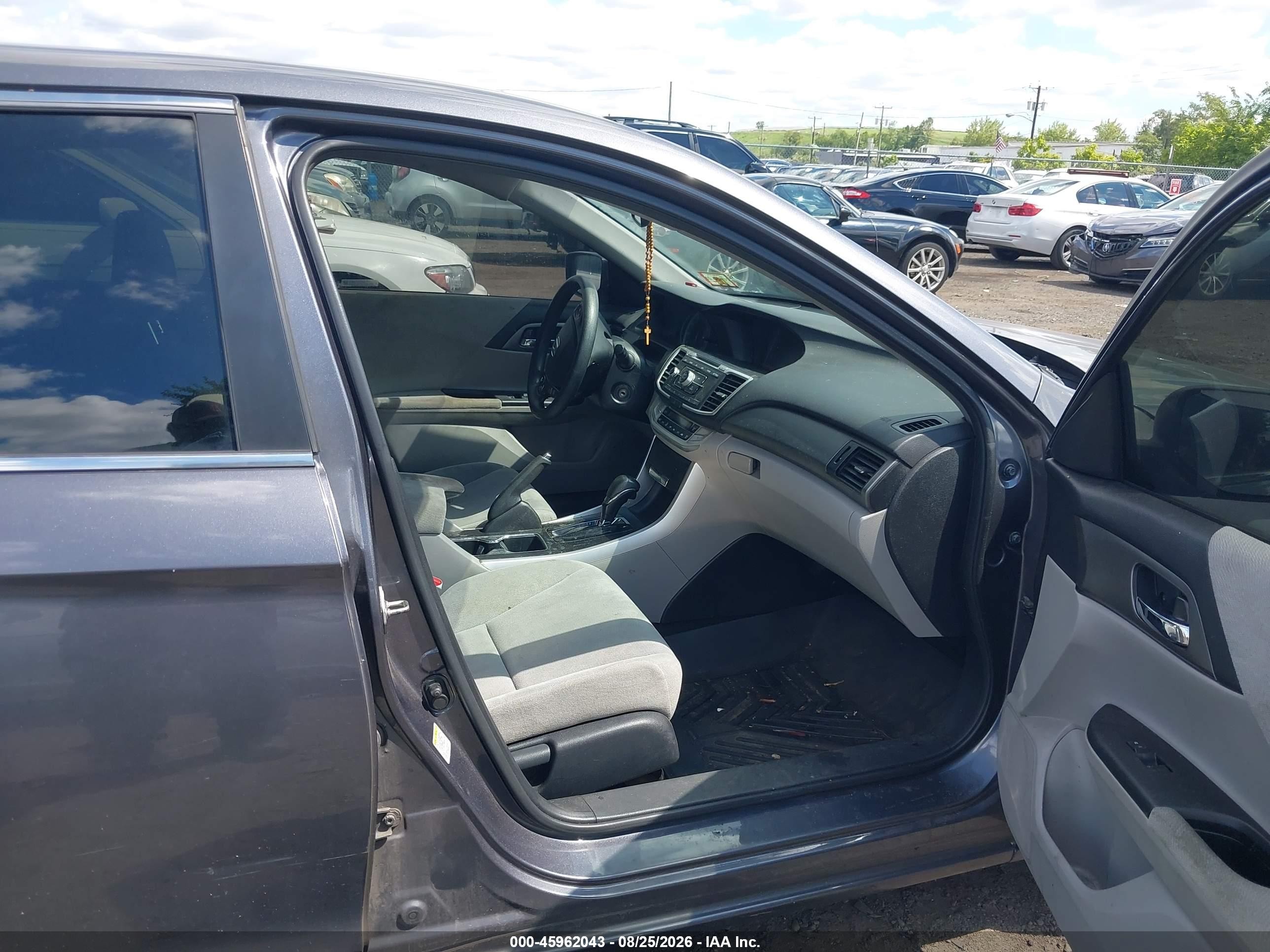 2013 Honda Accord Lx Серый vin: 1HGCR2F3XDA258253