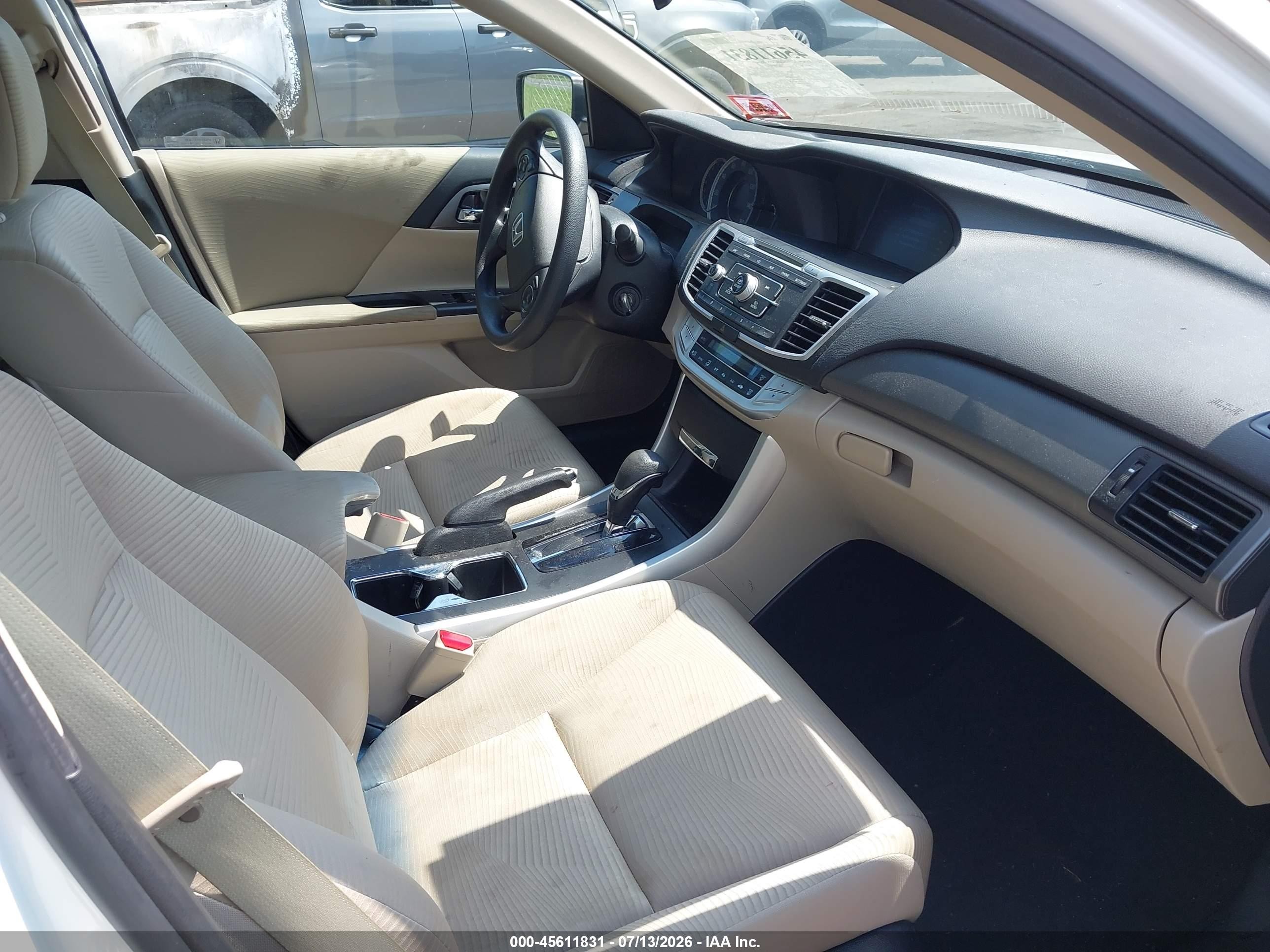 2014 Honda Accord Lx White vin: 1HGCR2F3XEA065649