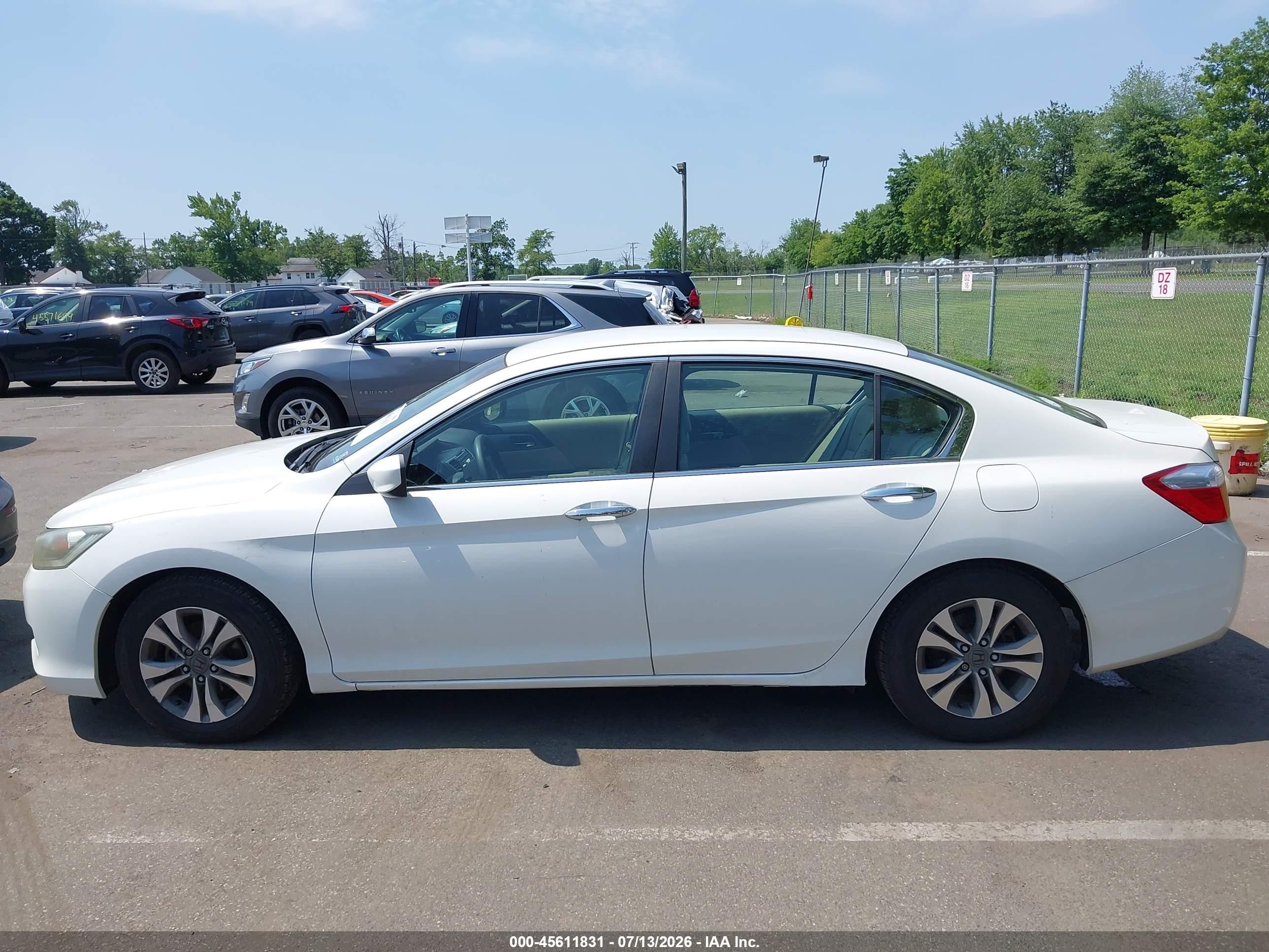 2014 Honda Accord Lx White vin: 1HGCR2F3XEA065649