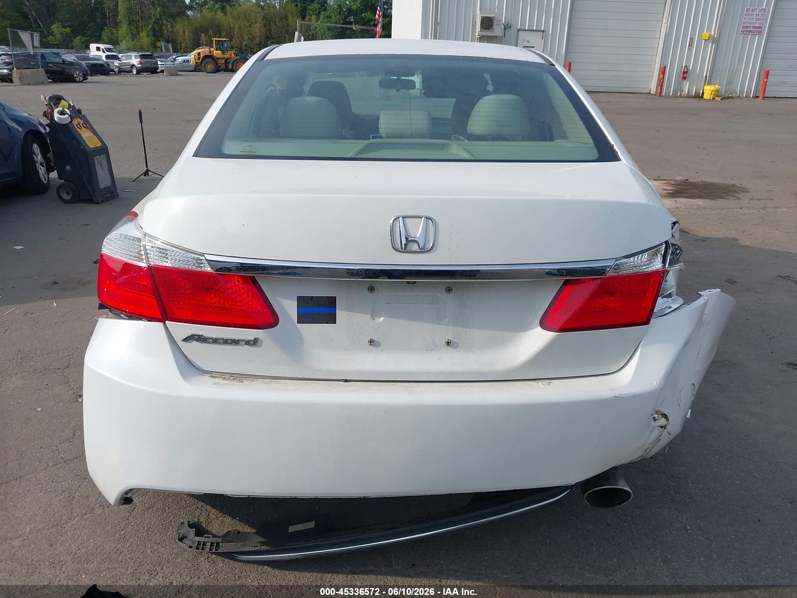2014 Honda Accord Lx White vin: 1HGCR2F3XEA214593