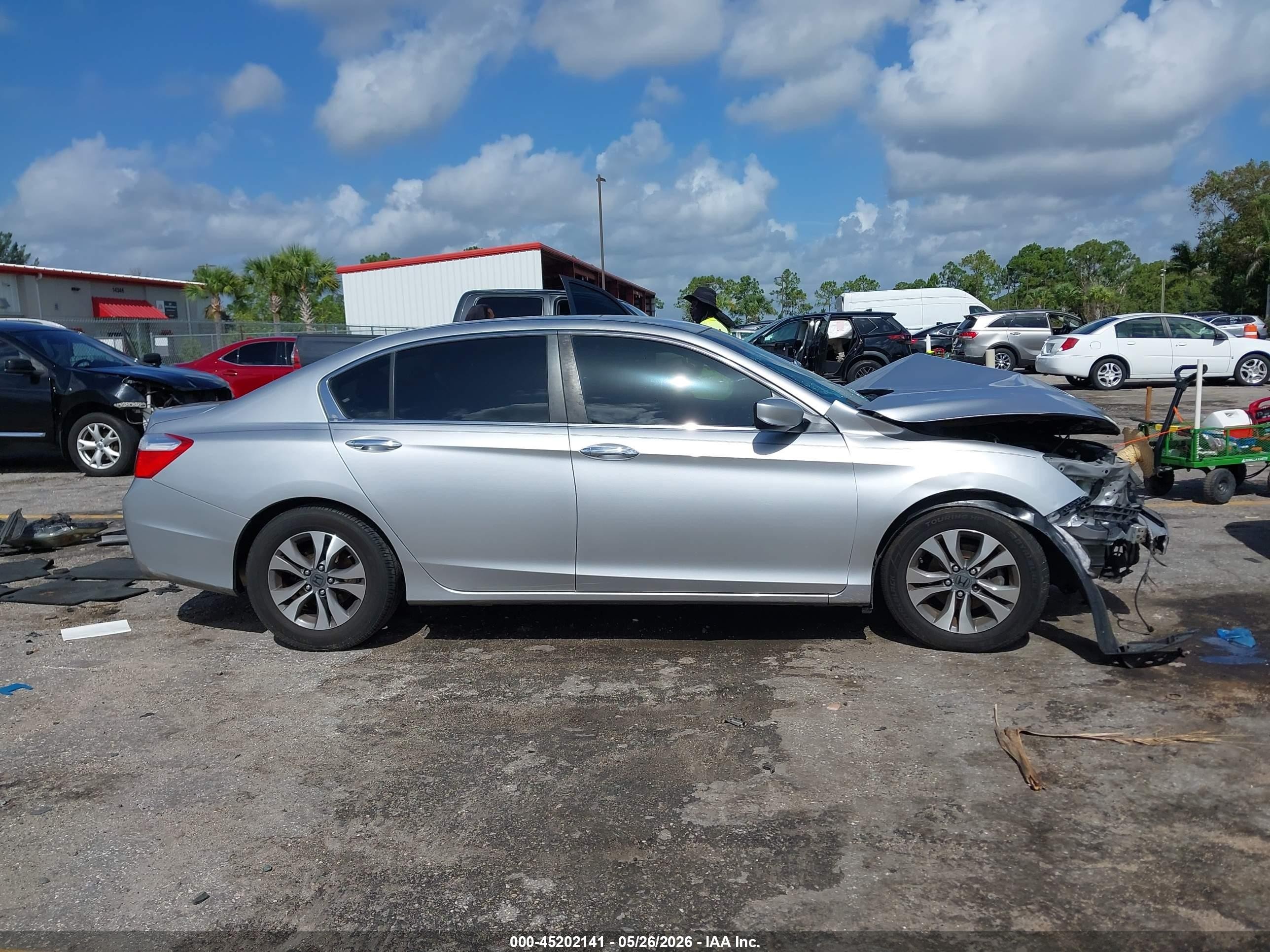 2014 Honda Accord Lx Silver vin: 1HGCR2F3XEA217073