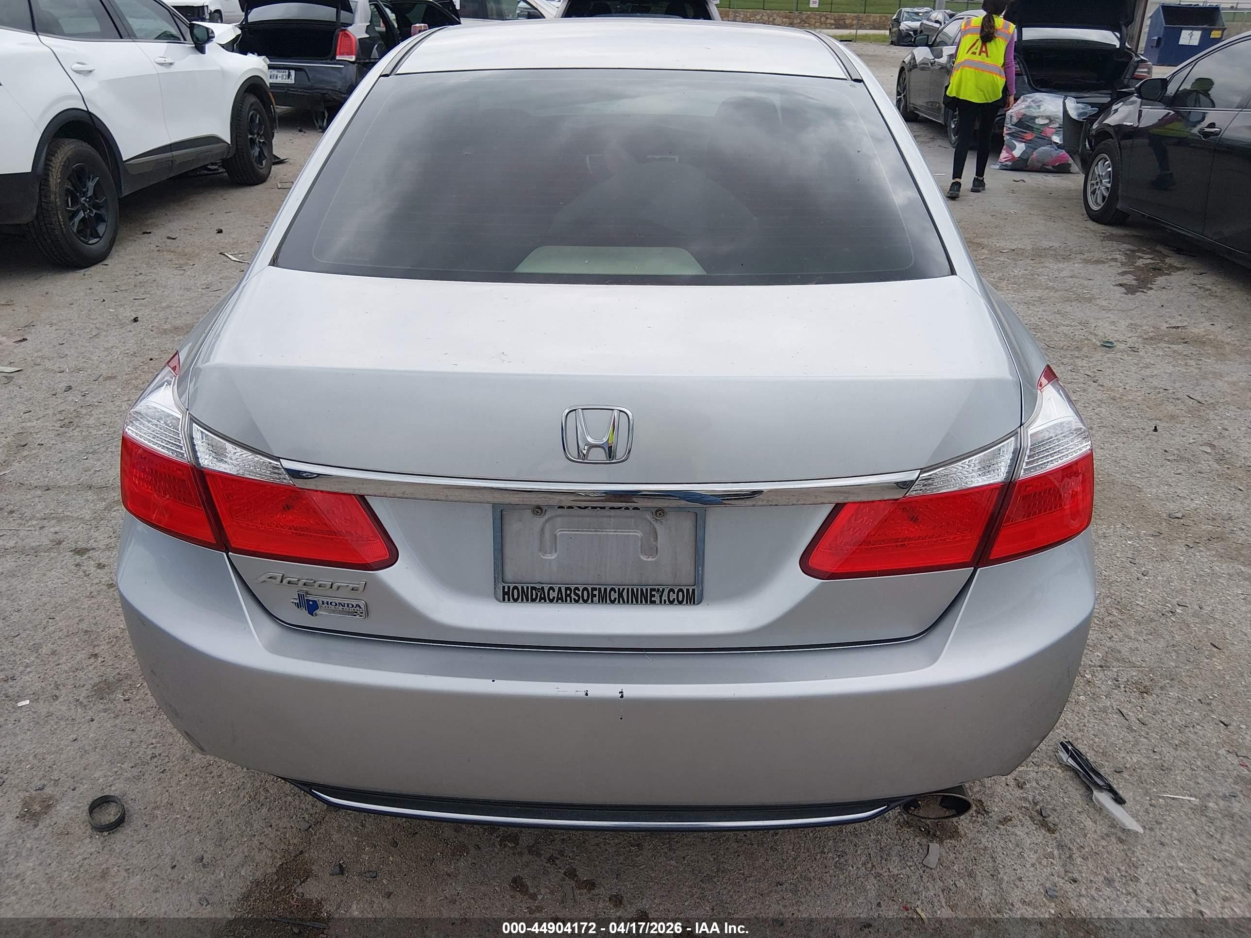 2014 Honda Accord Lx Silver vin: 1HGCR2F3XEA306691