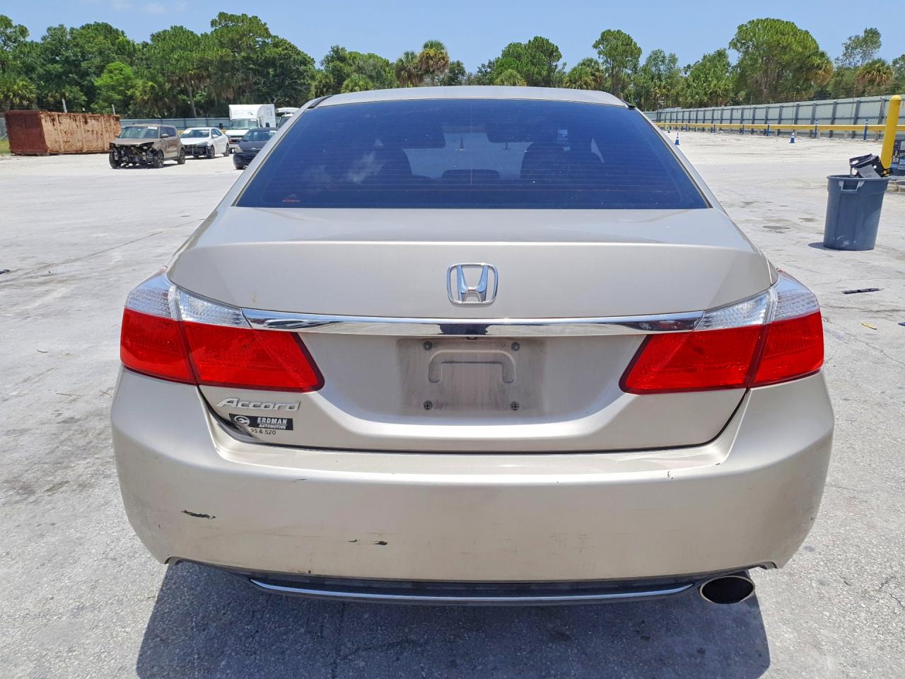 2014 Honda Accord Lx Tan vin: 1HGCR2F3XEA307310