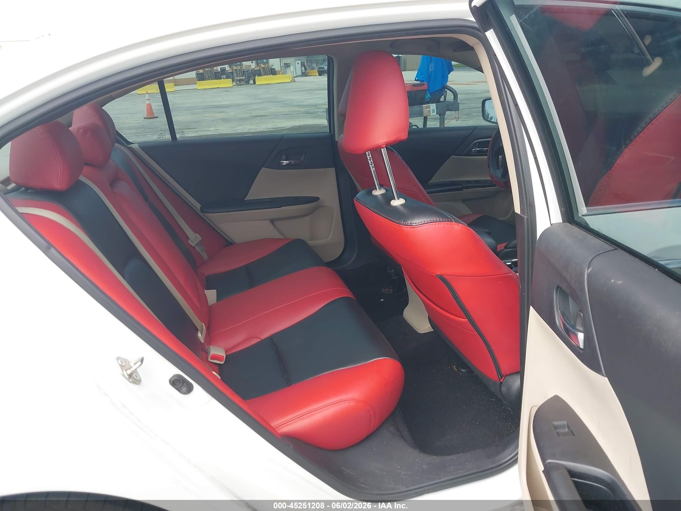 2015 Honda Accord Lx White vin: 1HGCR2F3XFA026108