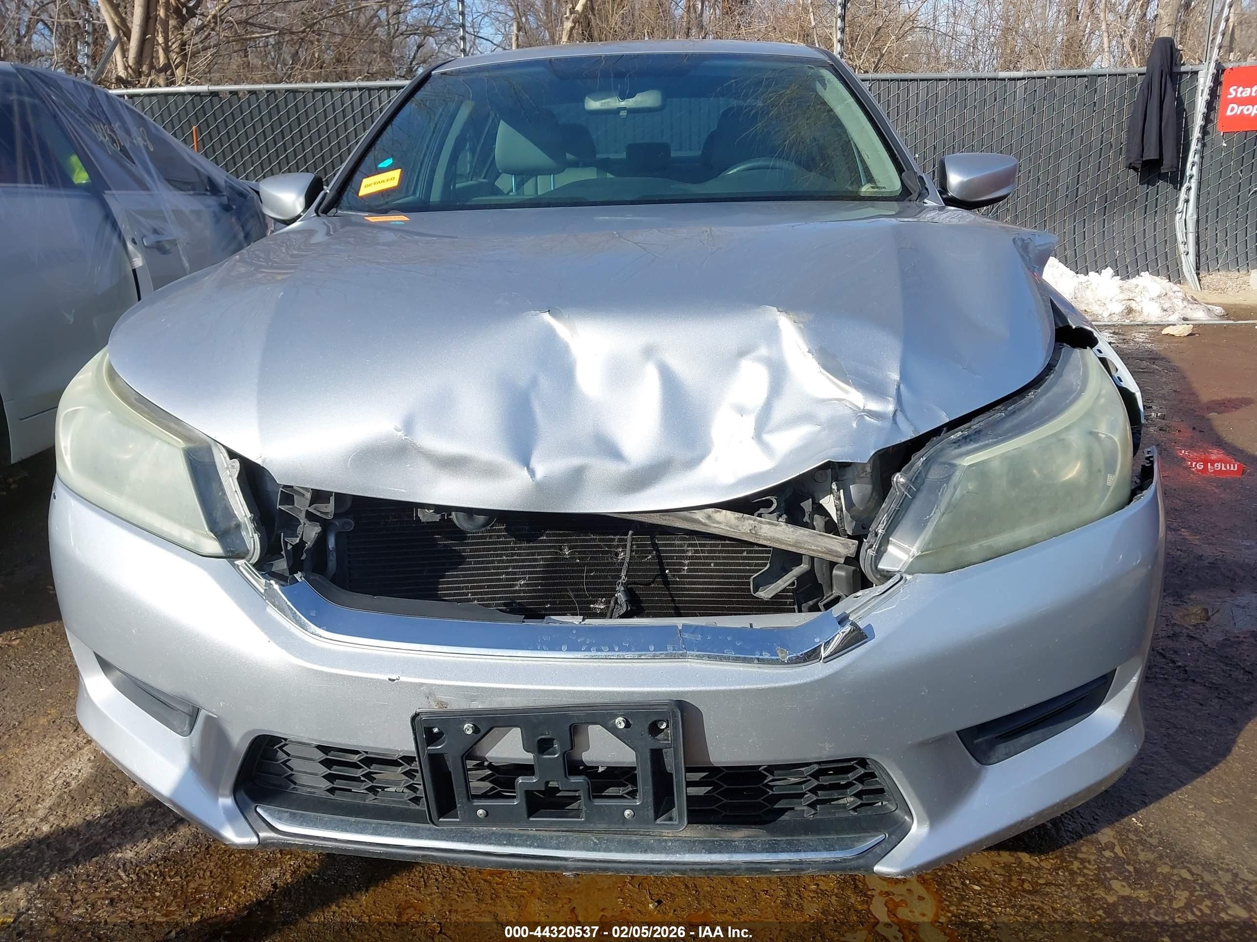 2015 Honda Accord Lx Silver vin: 1HGCR2F3XFA090990