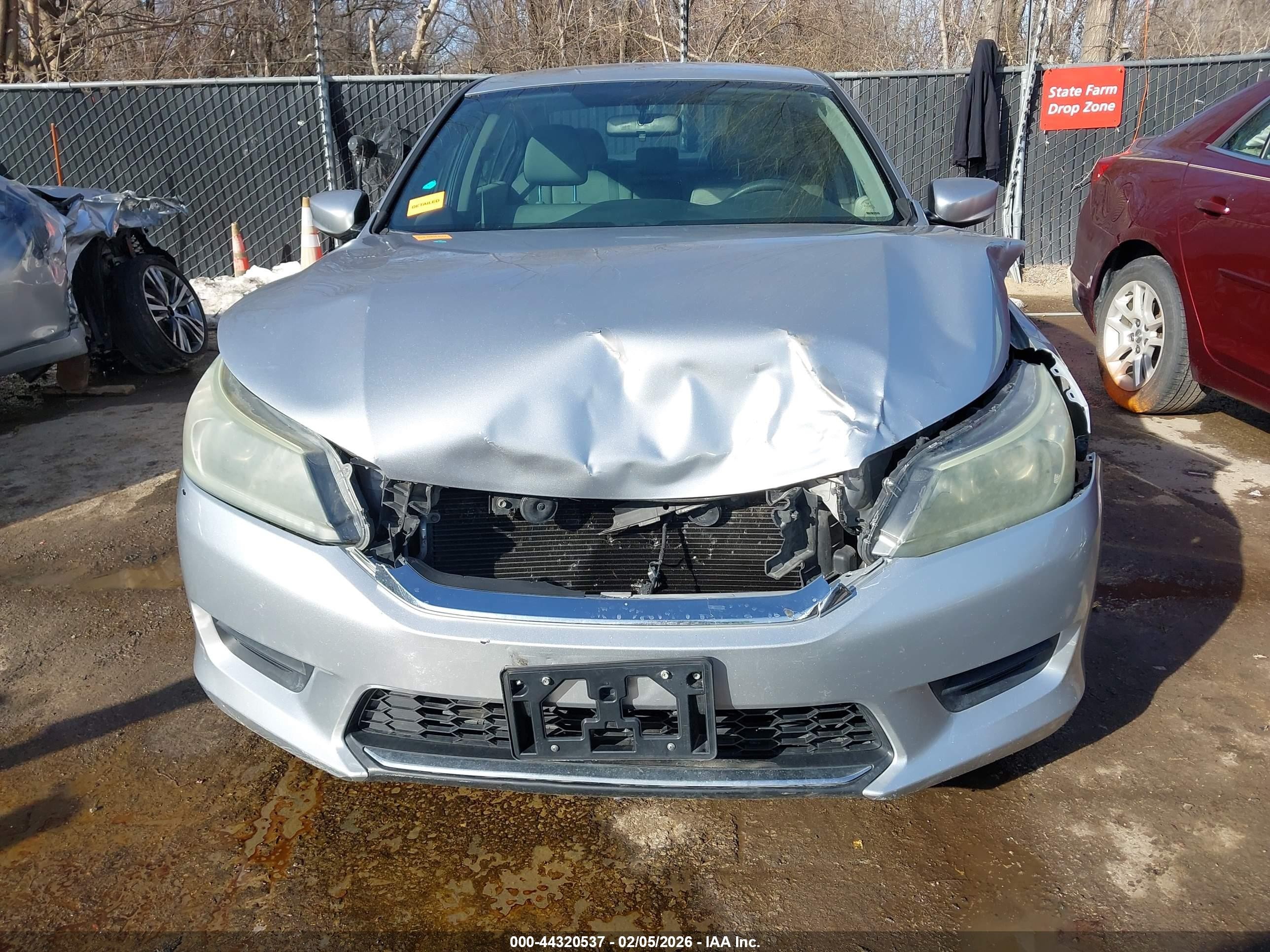 2015 Honda Accord Lx Silver vin: 1HGCR2F3XFA090990