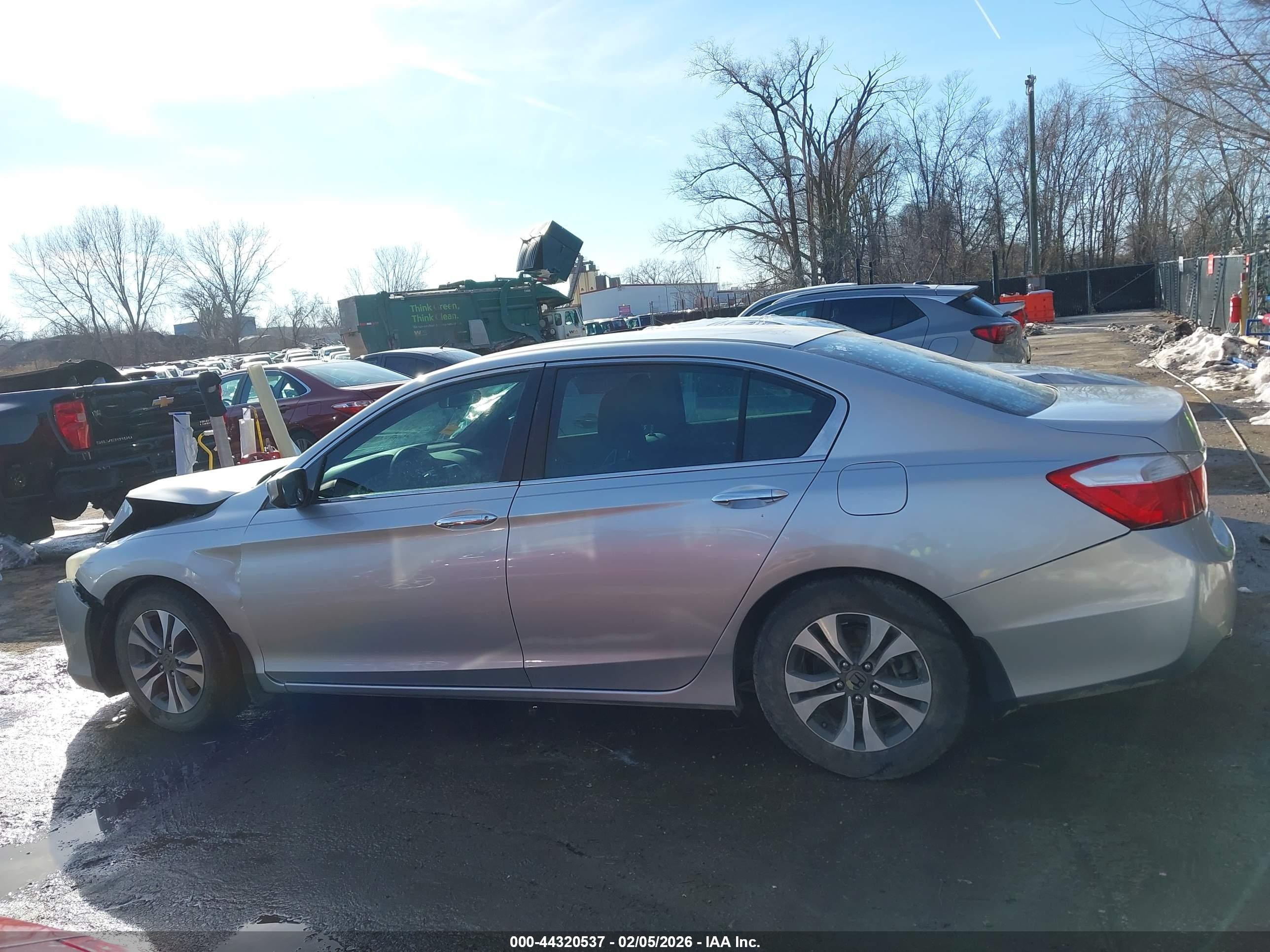 2015 Honda Accord Lx Silver vin: 1HGCR2F3XFA090990