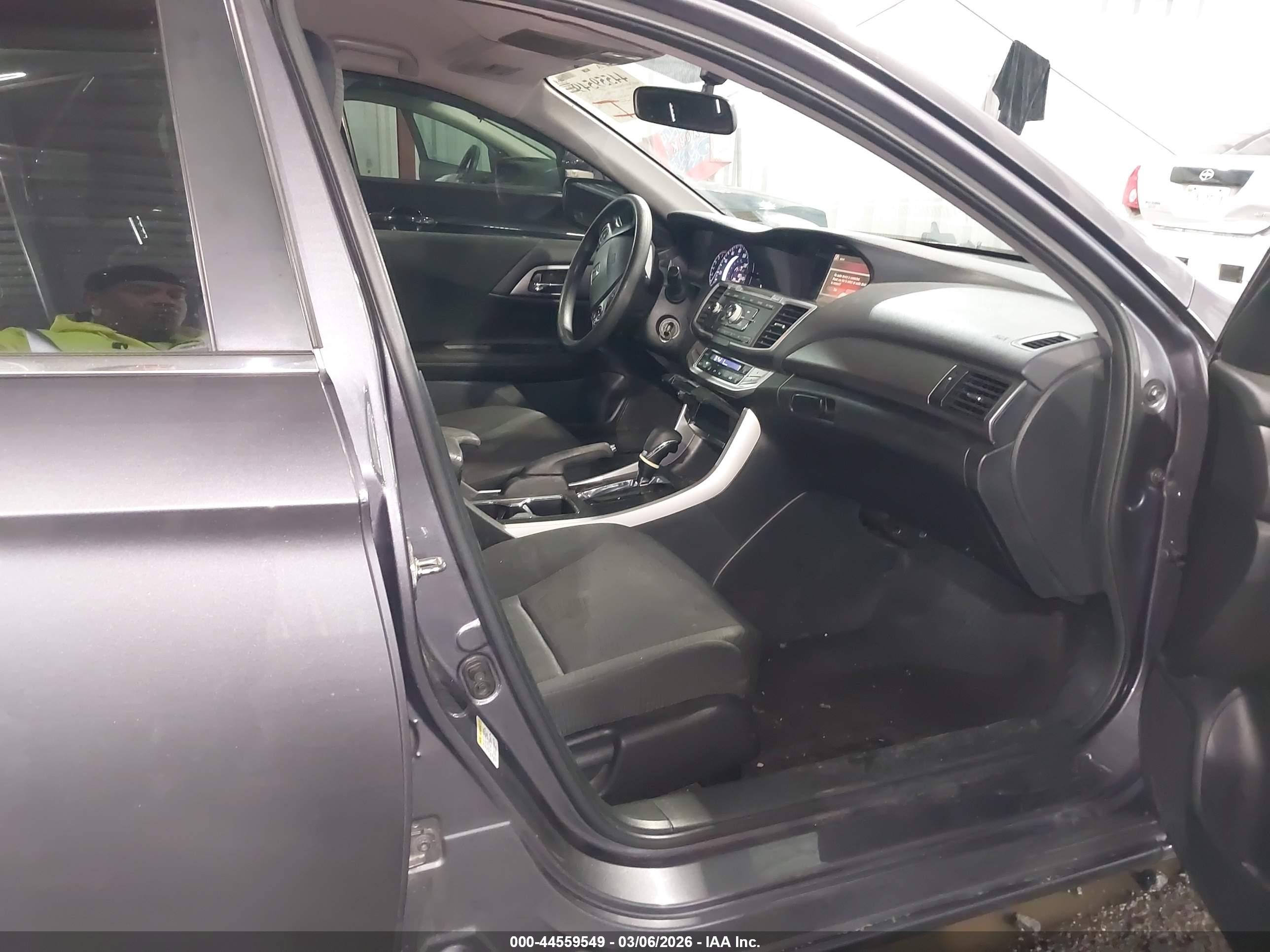 2015 Honda Accord Lx Gray vin: 1HGCR2F3XFA096451