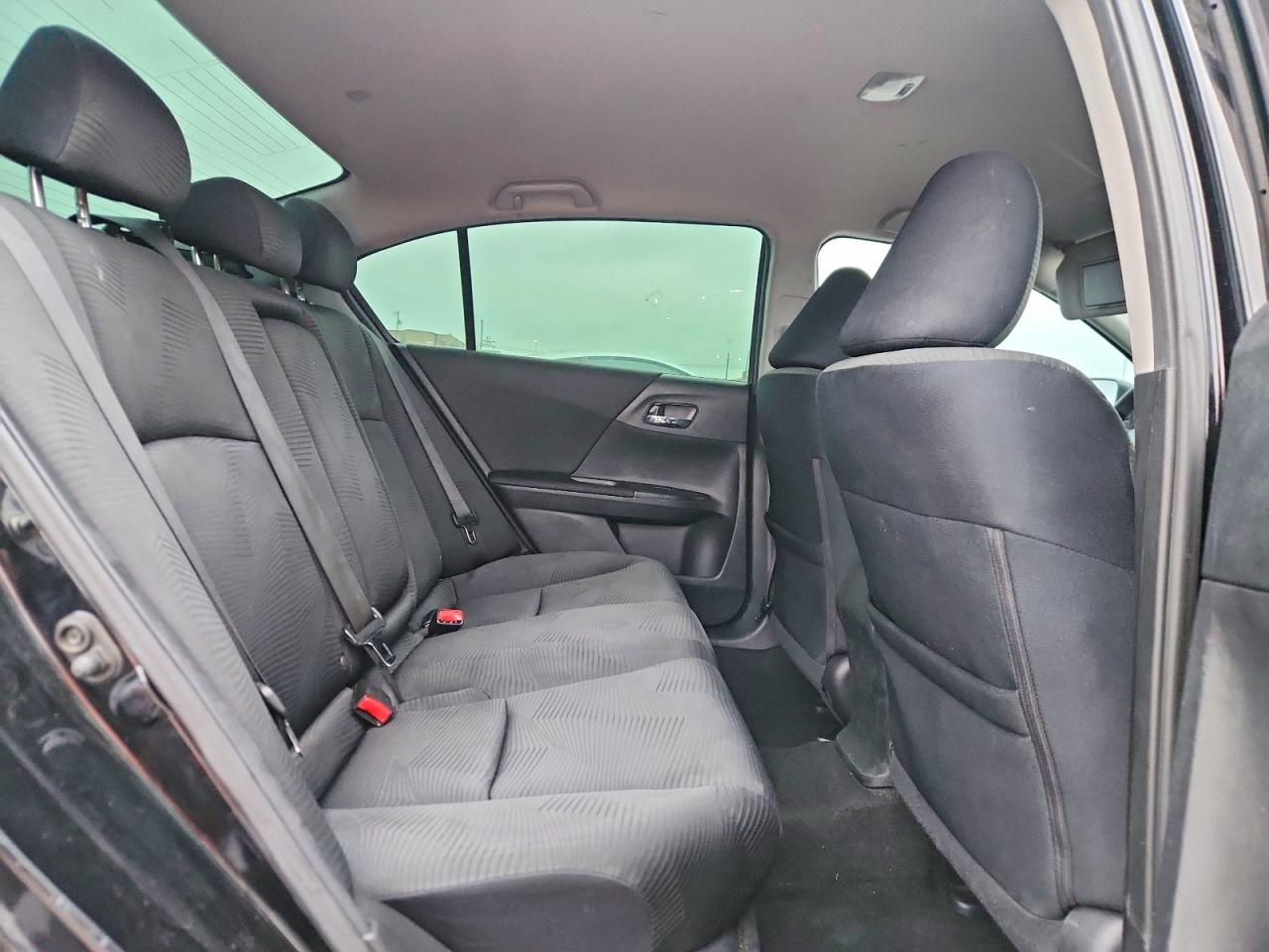 2015 Honda Accord Lx Черный vin: 1HGCR2F3XFA219259