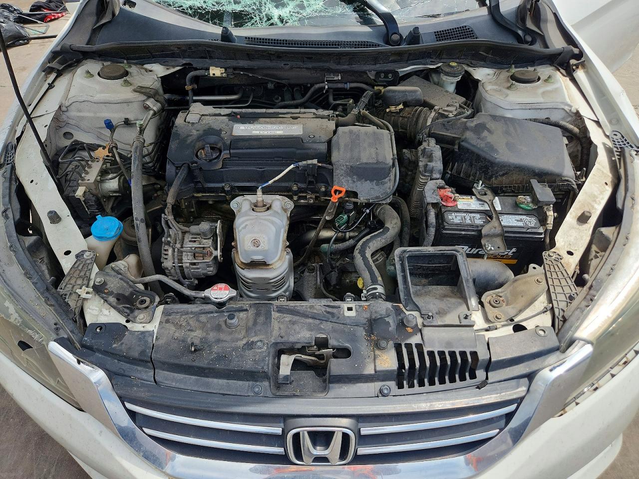 2015 Honda Accord Lx White vin: 1HGCR2F3XFA239768