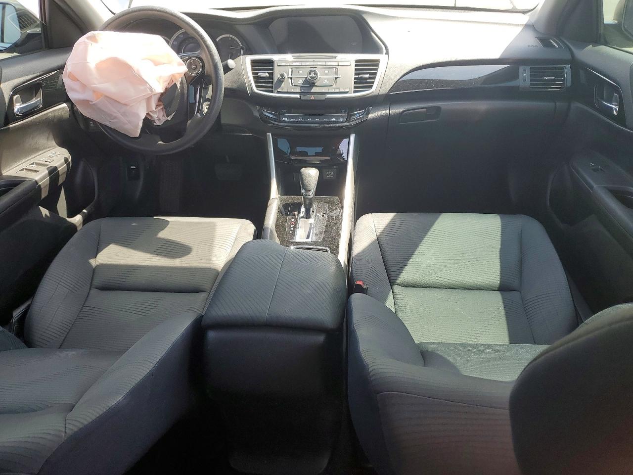 2016 Honda Accord Lx Silver vin: 1HGCR2F3XGA046909