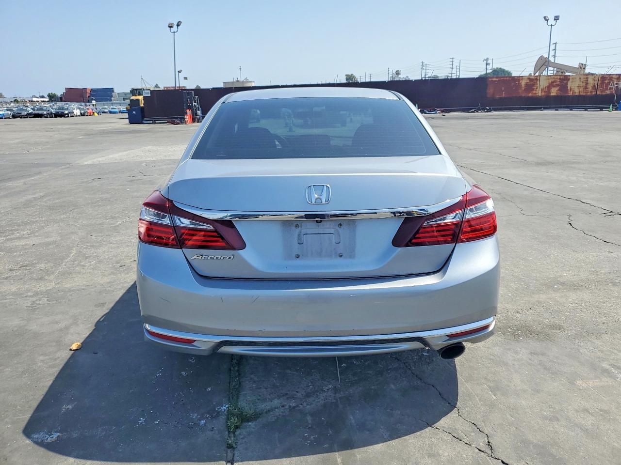 2016 Honda Accord Lx Silver vin: 1HGCR2F3XGA046909