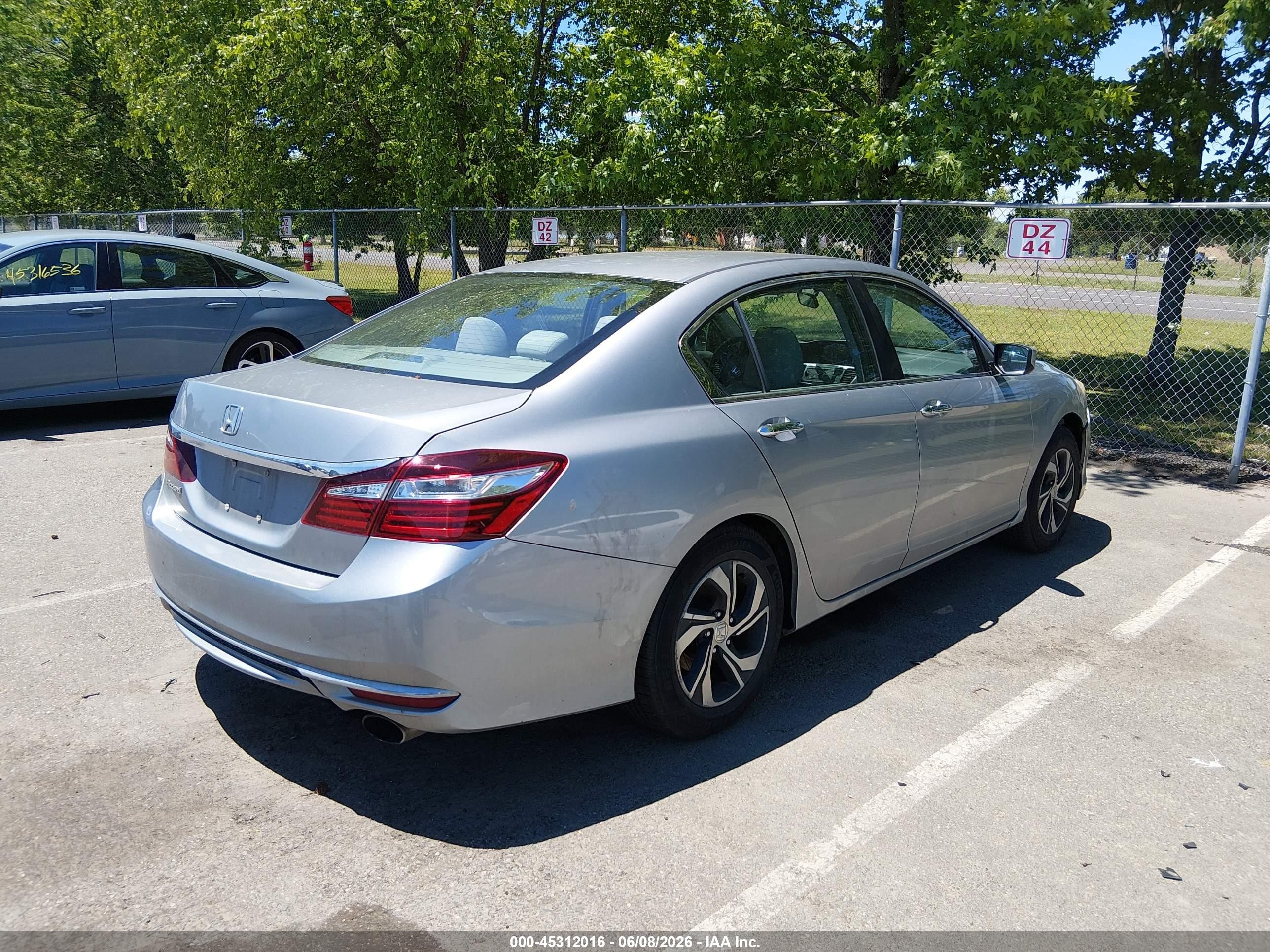 2017 Honda Accord Lx Silver vin: 1HGCR2F3XHA237506
