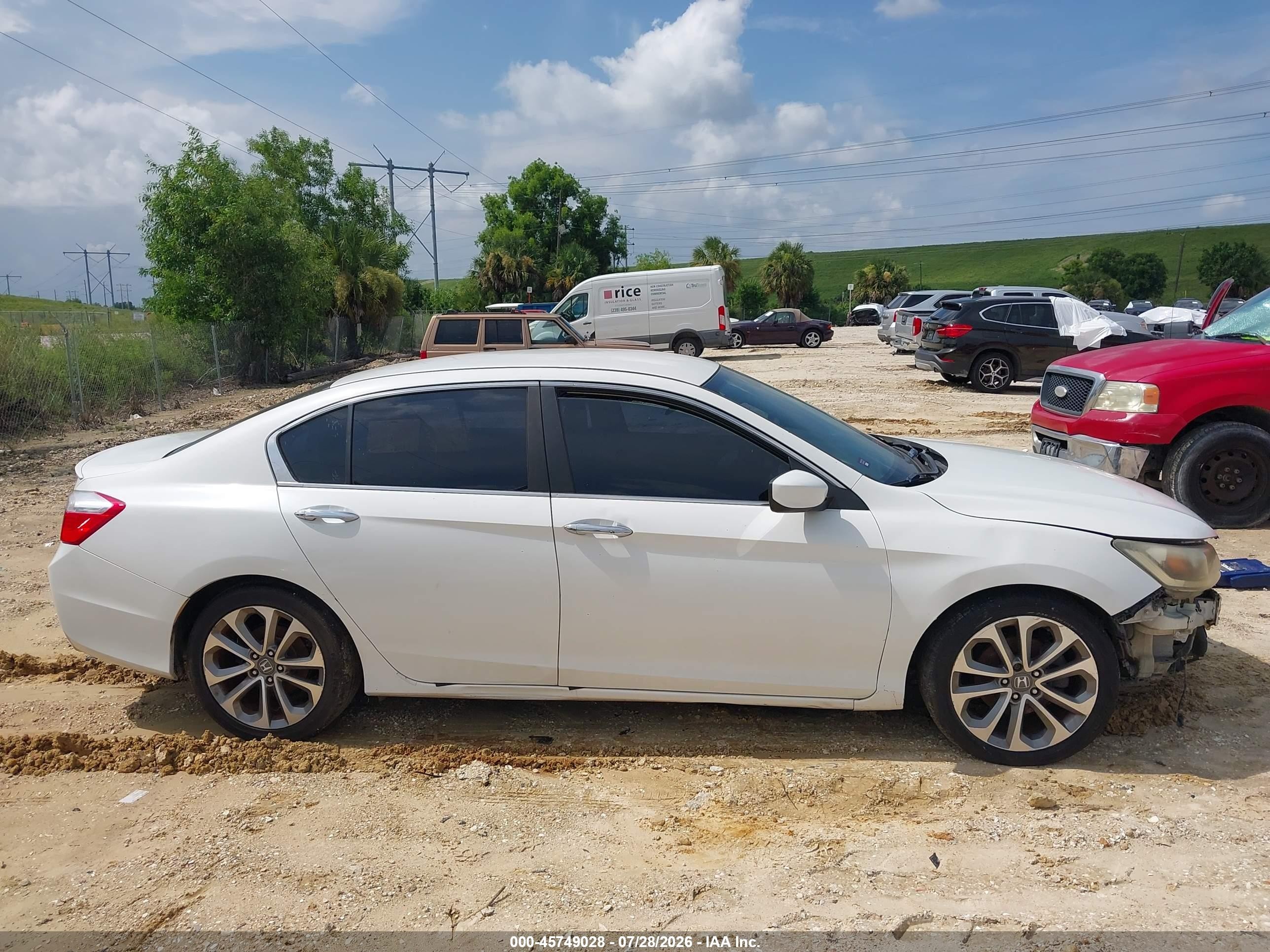 2013 Honda Accord Sport Белый vin: 1HGCR2F50DA020316