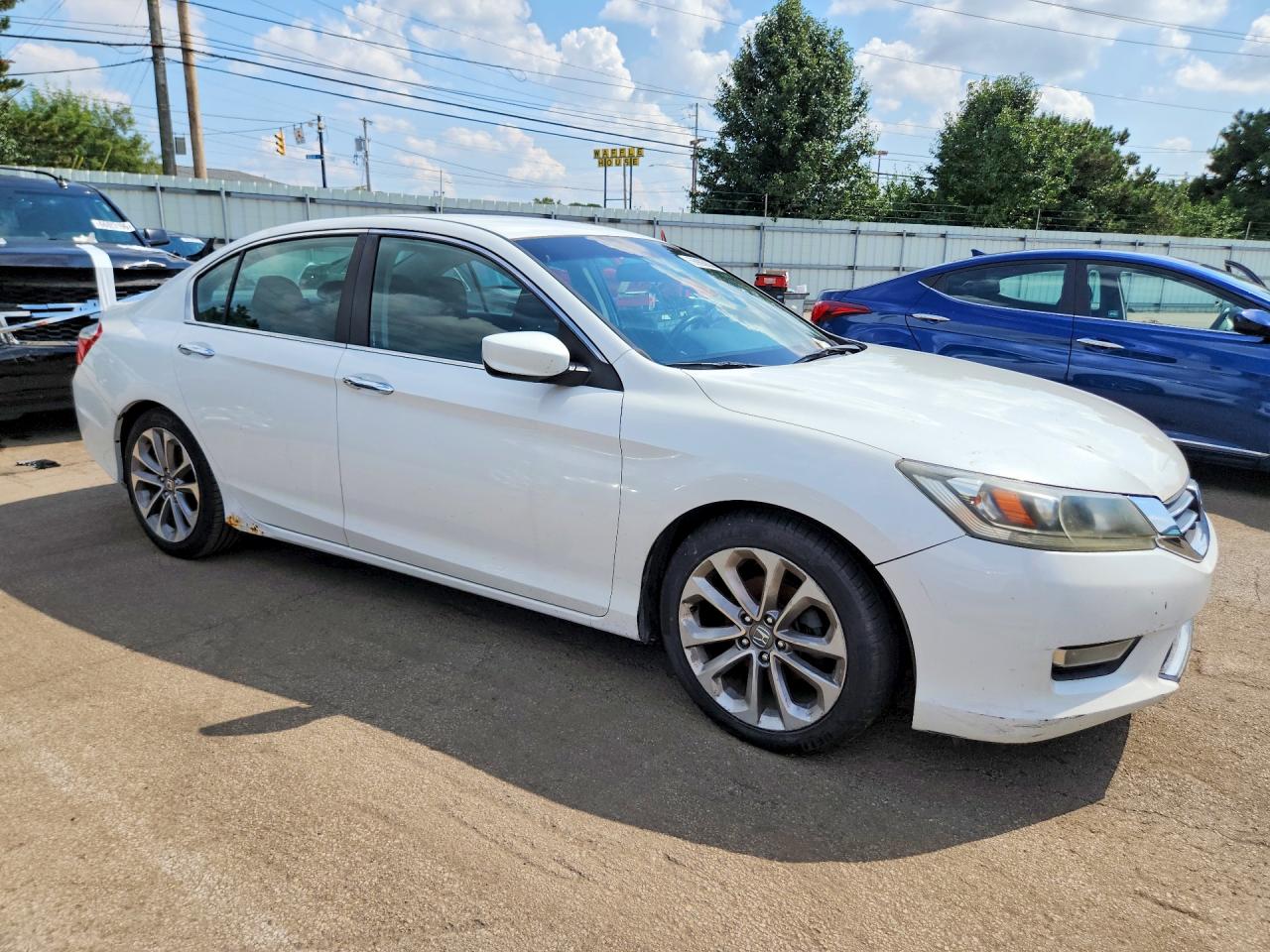 2013 Honda Accord Sport White vin: 1HGCR2F50DA045085