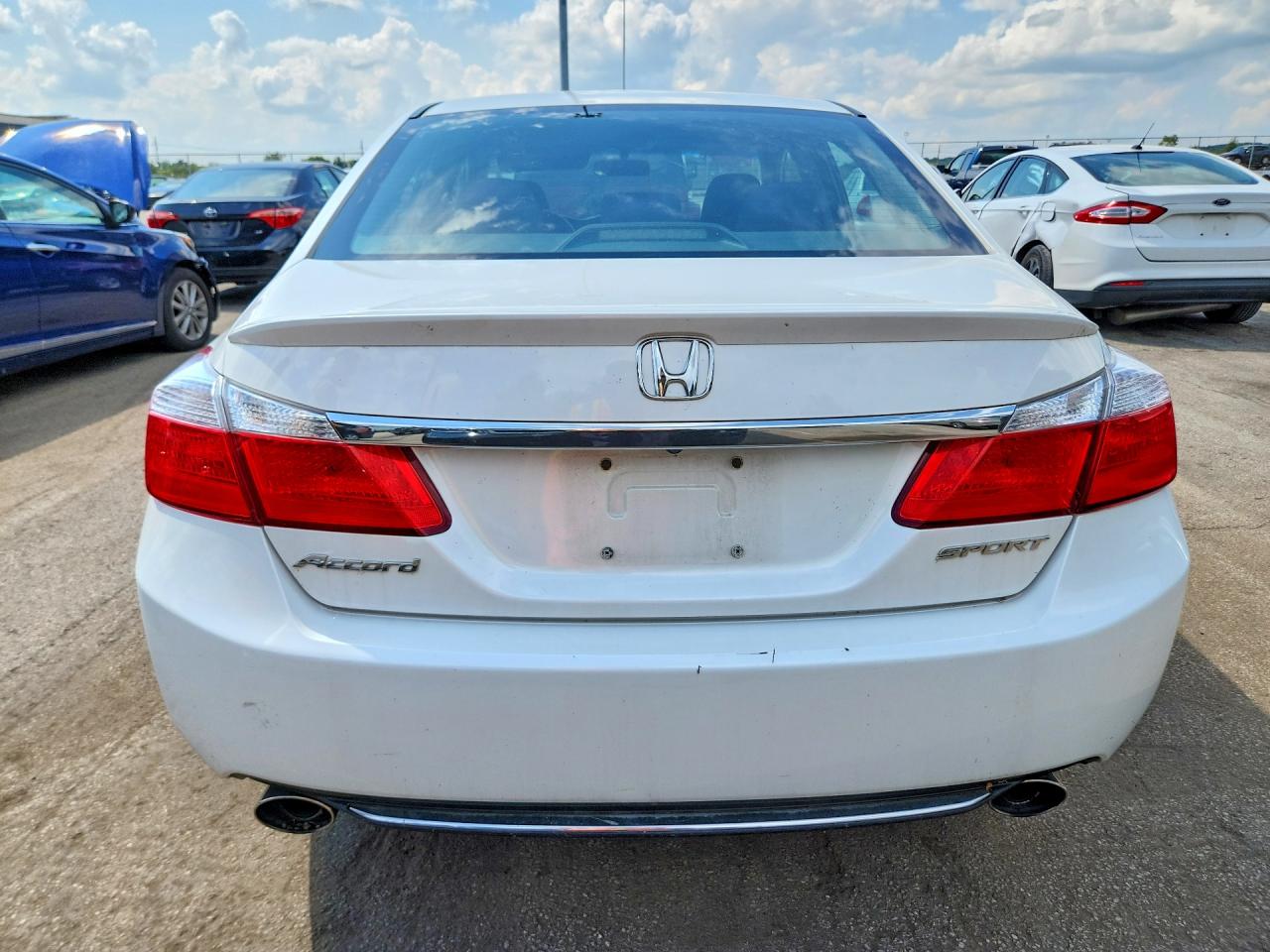2013 Honda Accord Sport White vin: 1HGCR2F50DA045085