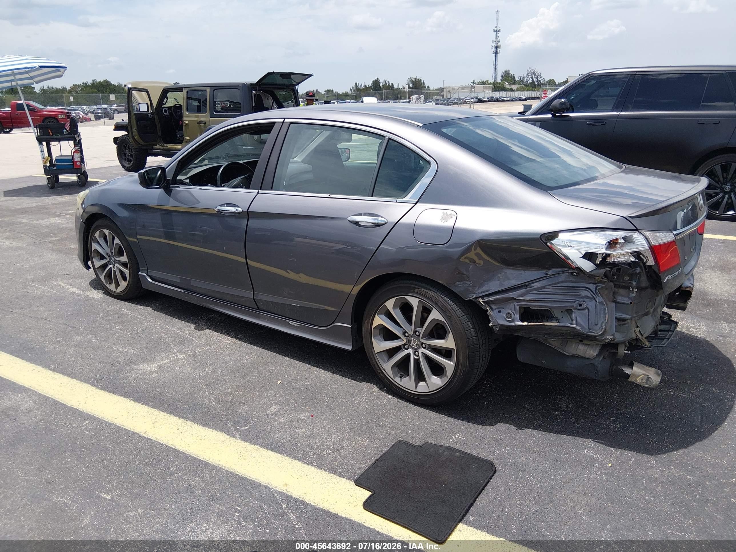 2013 Honda Accord Sport Gray vin: 1HGCR2F50DA082931