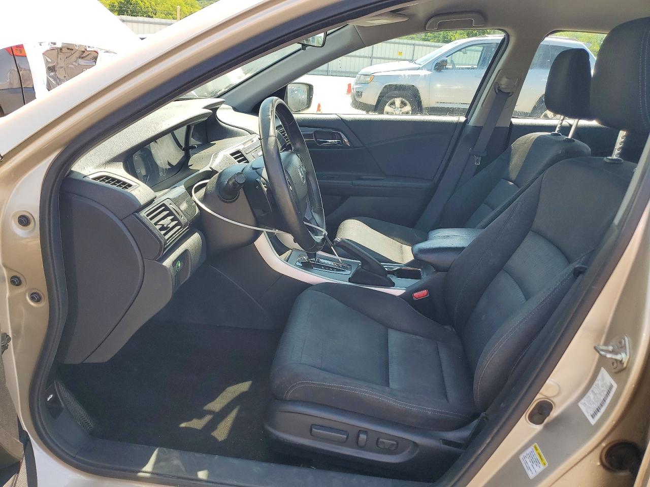 2014 Honda Accord Sport Beige vin: 1HGCR2F50EA079366