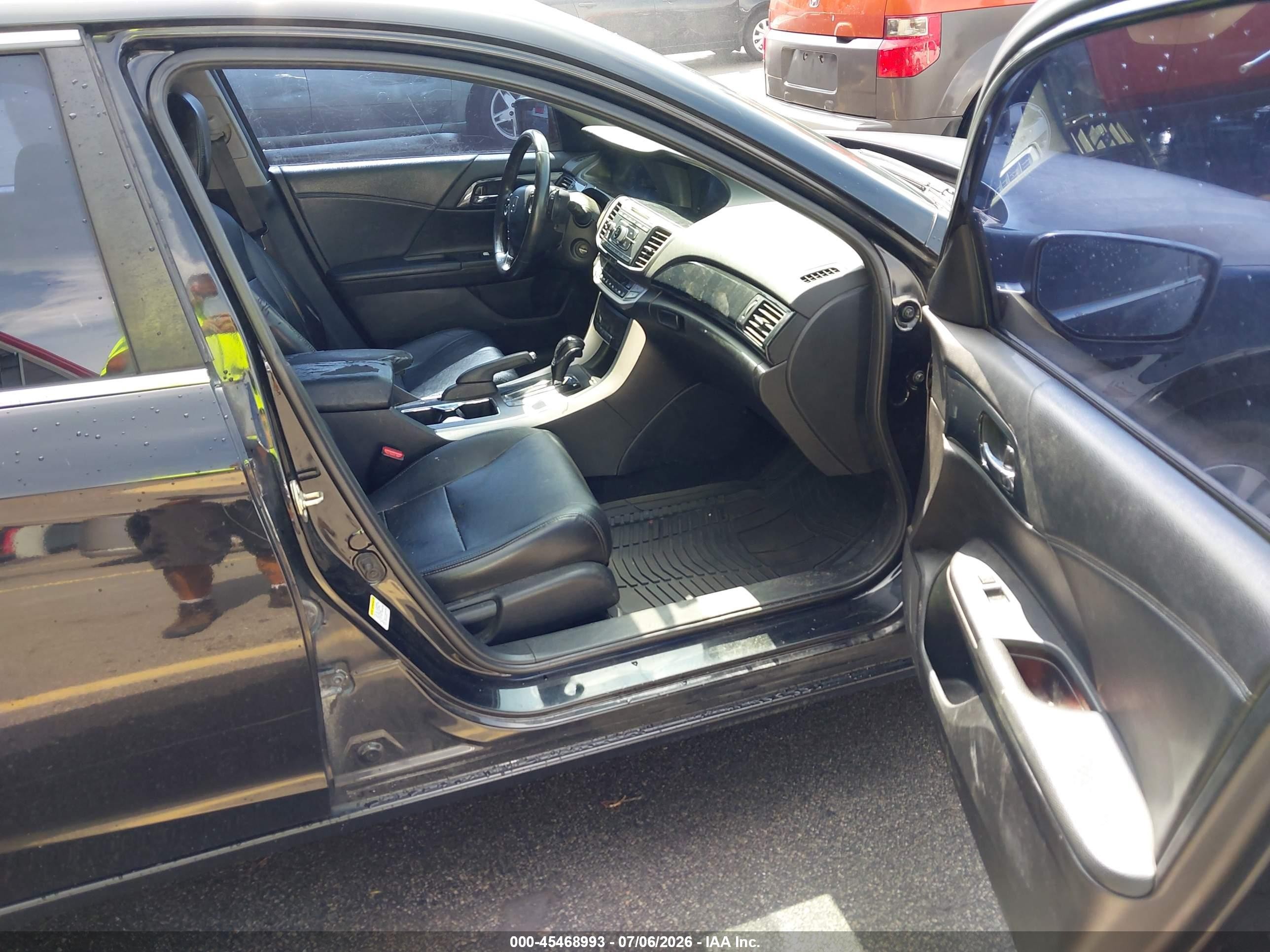 2015 Honda Accord Sport Black vin: 1HGCR2F50FA007780